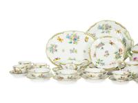 A Herend Queen Victoria Porcelain Dinner Service