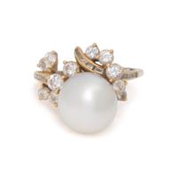 YELLOW GOLD, CULTURED SOUTH SEA PEARL, AND DIAMOND RING