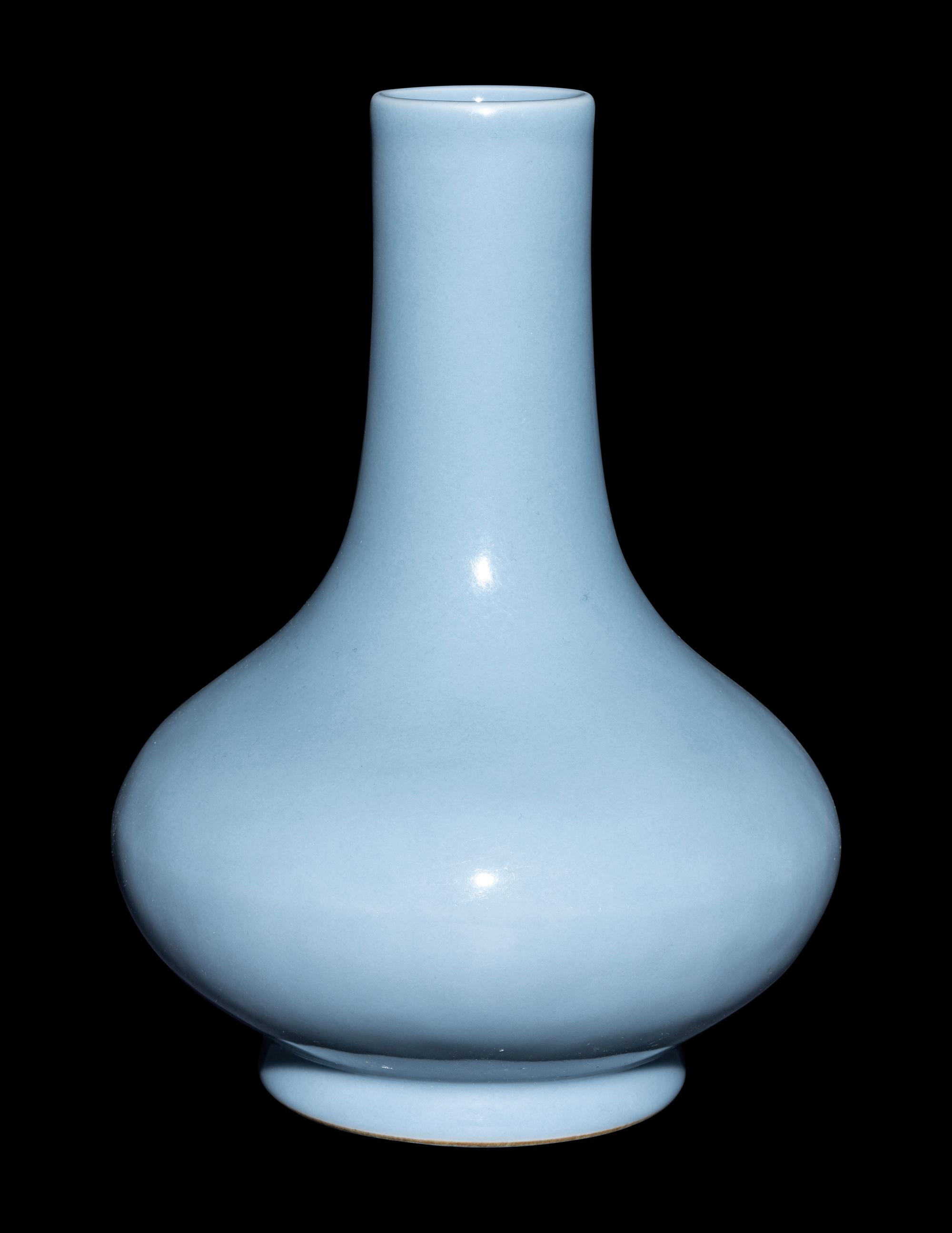 A Chinese Clair-de-Lune Glazed Porcelain Bottle Vase, Biqiping