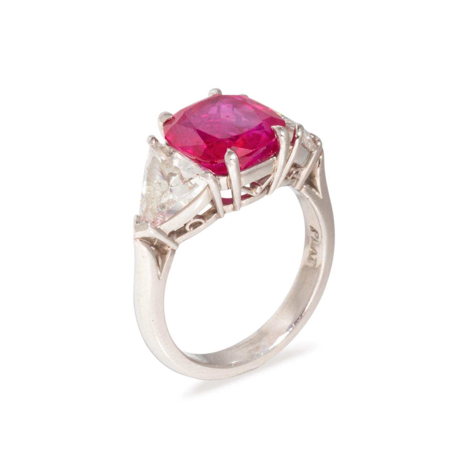 A RARE UNHEATED BURMESE RUBY AND DIAMOND RING
