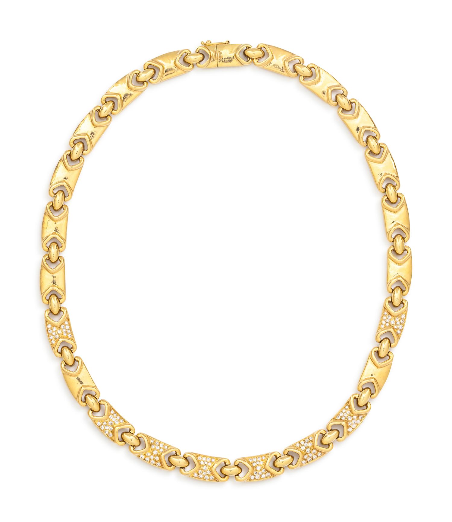 YELLOW GOLD AND DIAMOND NECKLACE