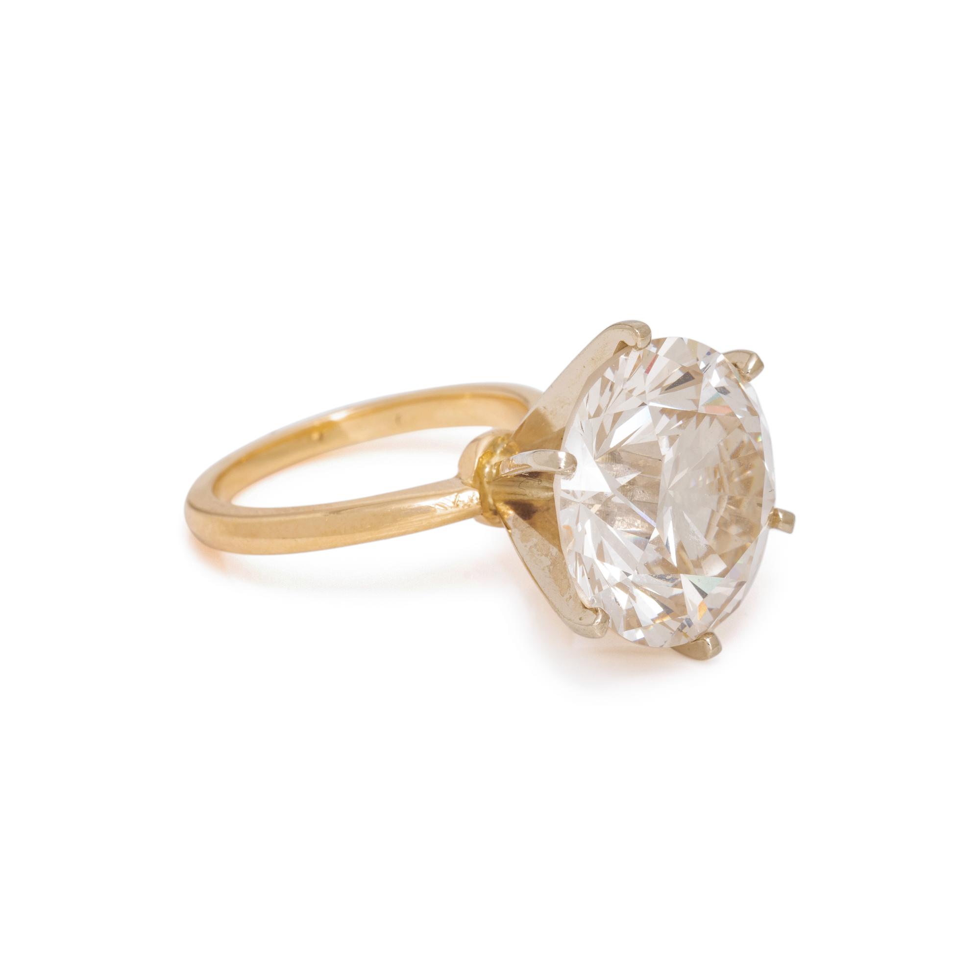 AN IMPORTANT DIAMOND RING