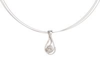 WHITE GOLD AND DIAMOND PENDANT/NECKLACE