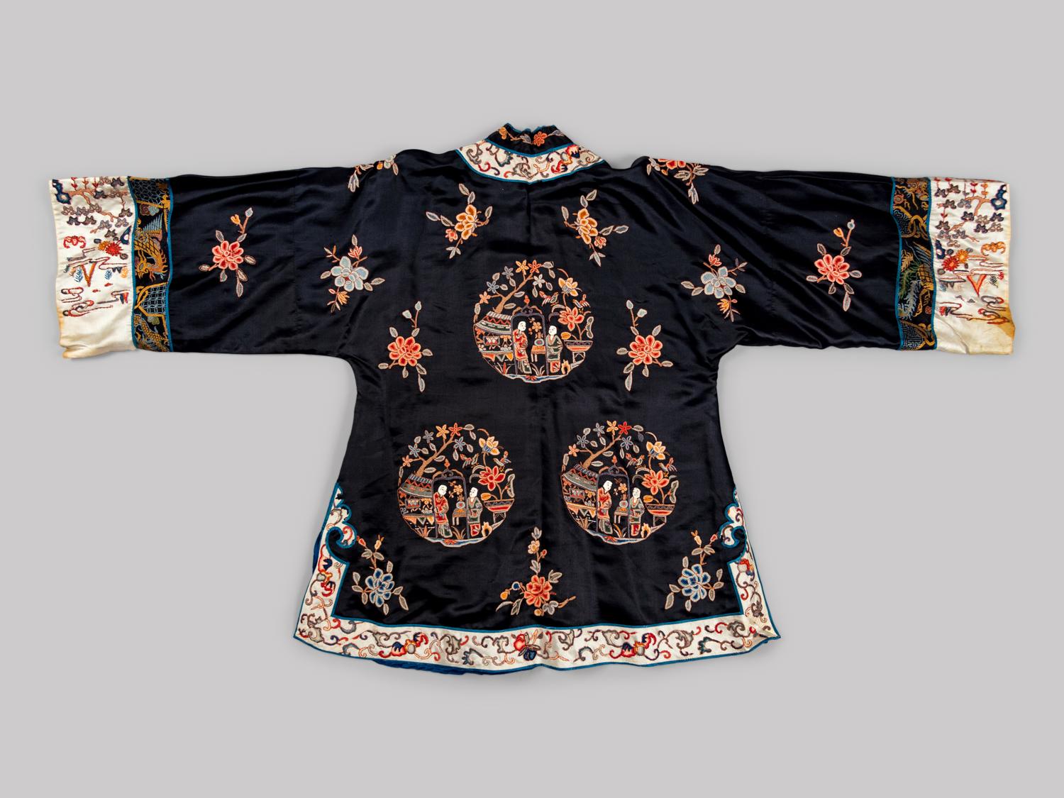 A Chinese Silk Embroidered Ladies' Jacket