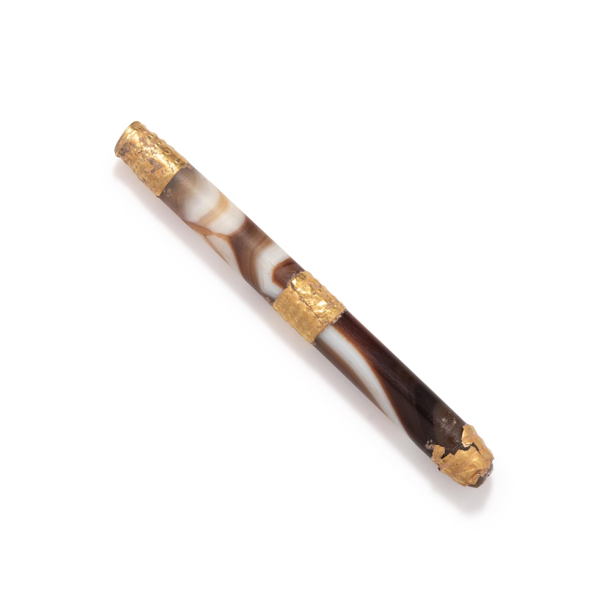 A Western Asiatic Gold and Banded Agate Bead Pendant