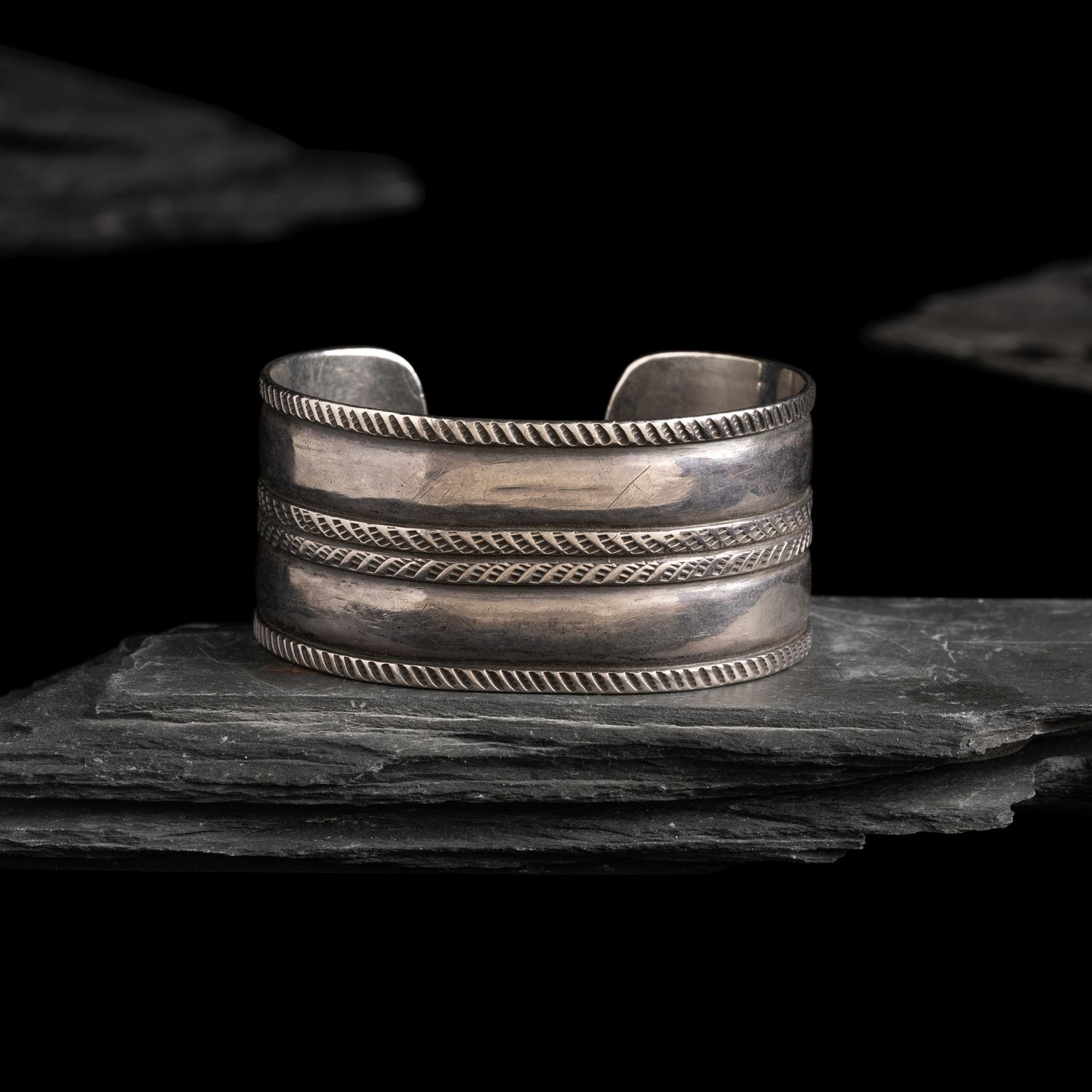 Early Navajo Stamped and Chiseled Ingot Cuff Bracelet
