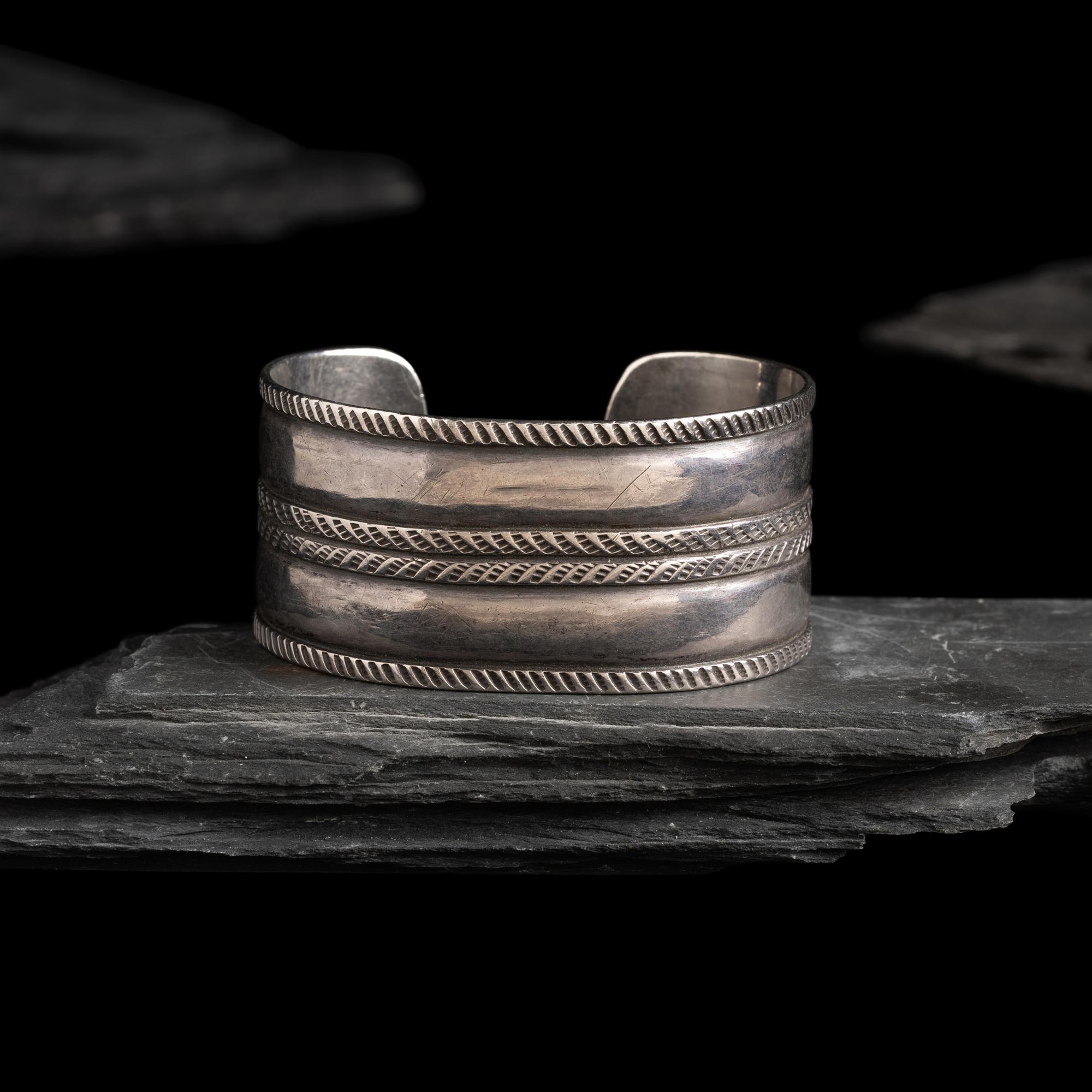 Early Navajo Stamped and Chiseled Ingot Cuff Bracelet