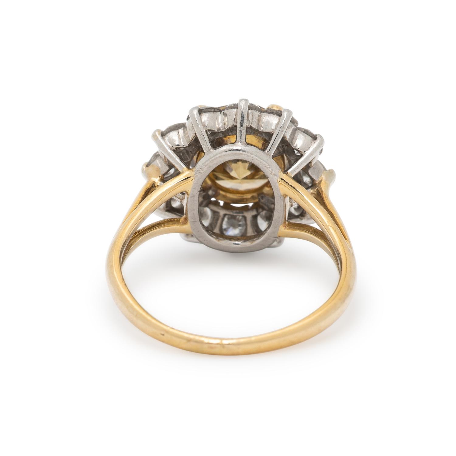 COLORED DIAMOND AND DIAMOND RING