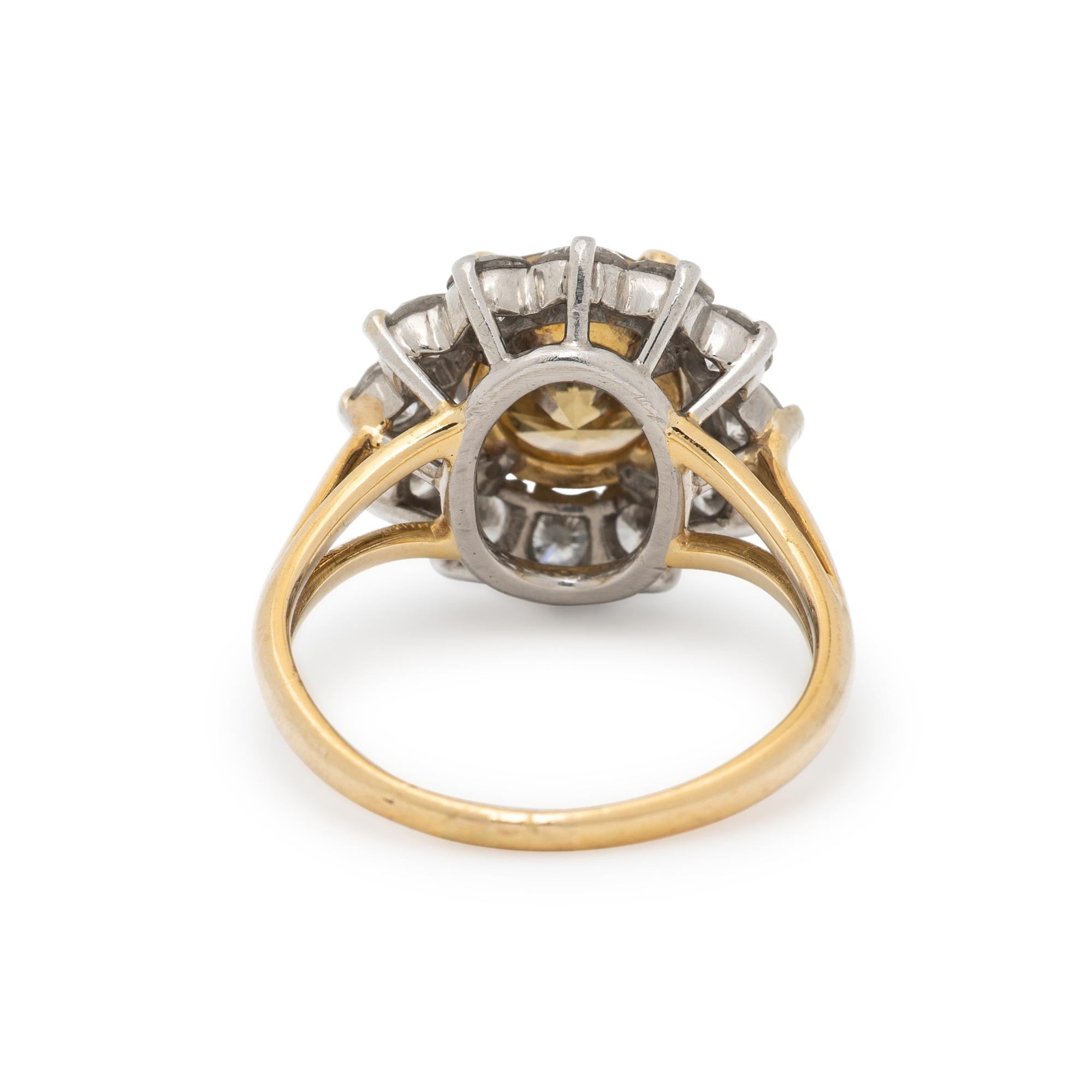 COLORED DIAMOND AND DIAMOND RING