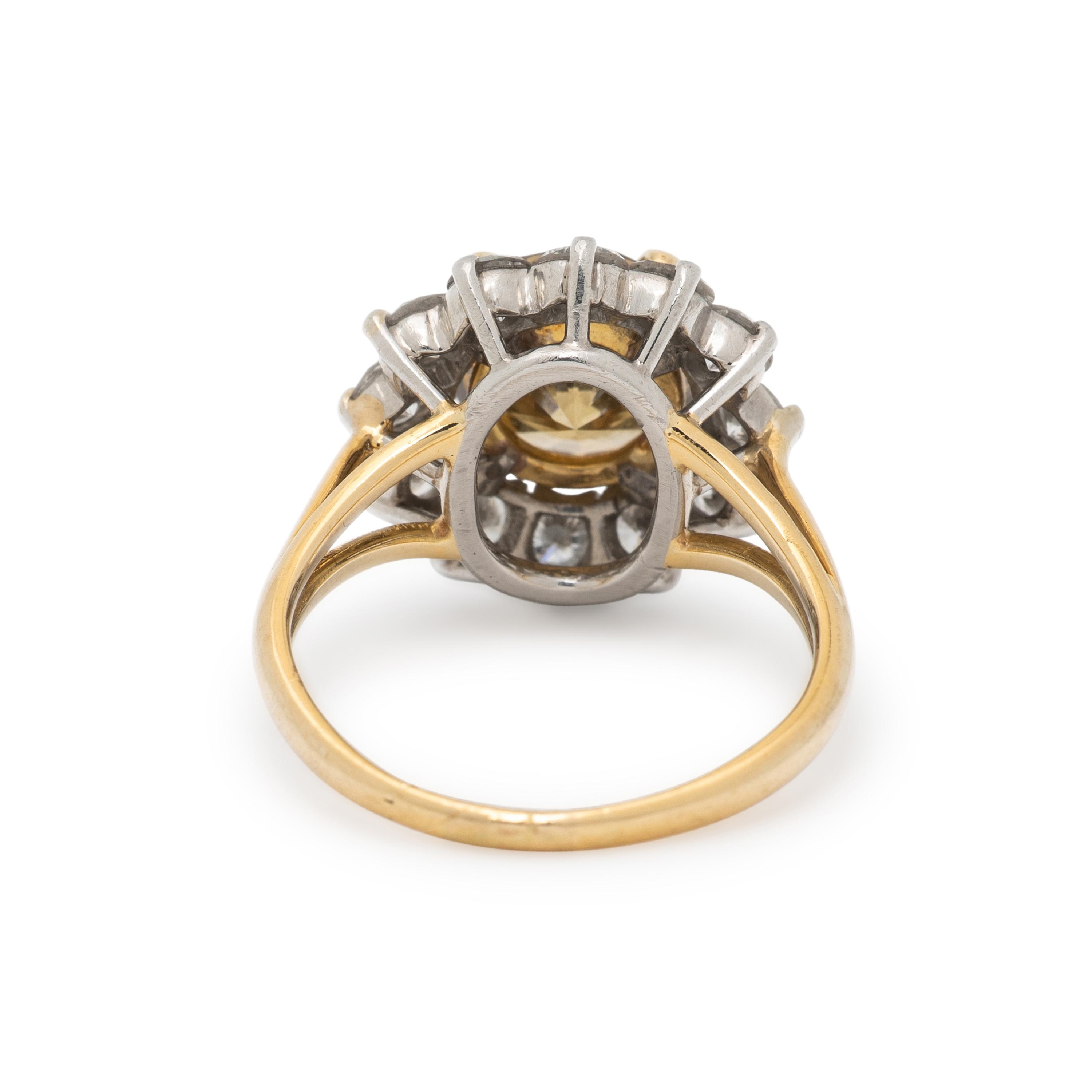 COLORED DIAMOND AND DIAMOND RING