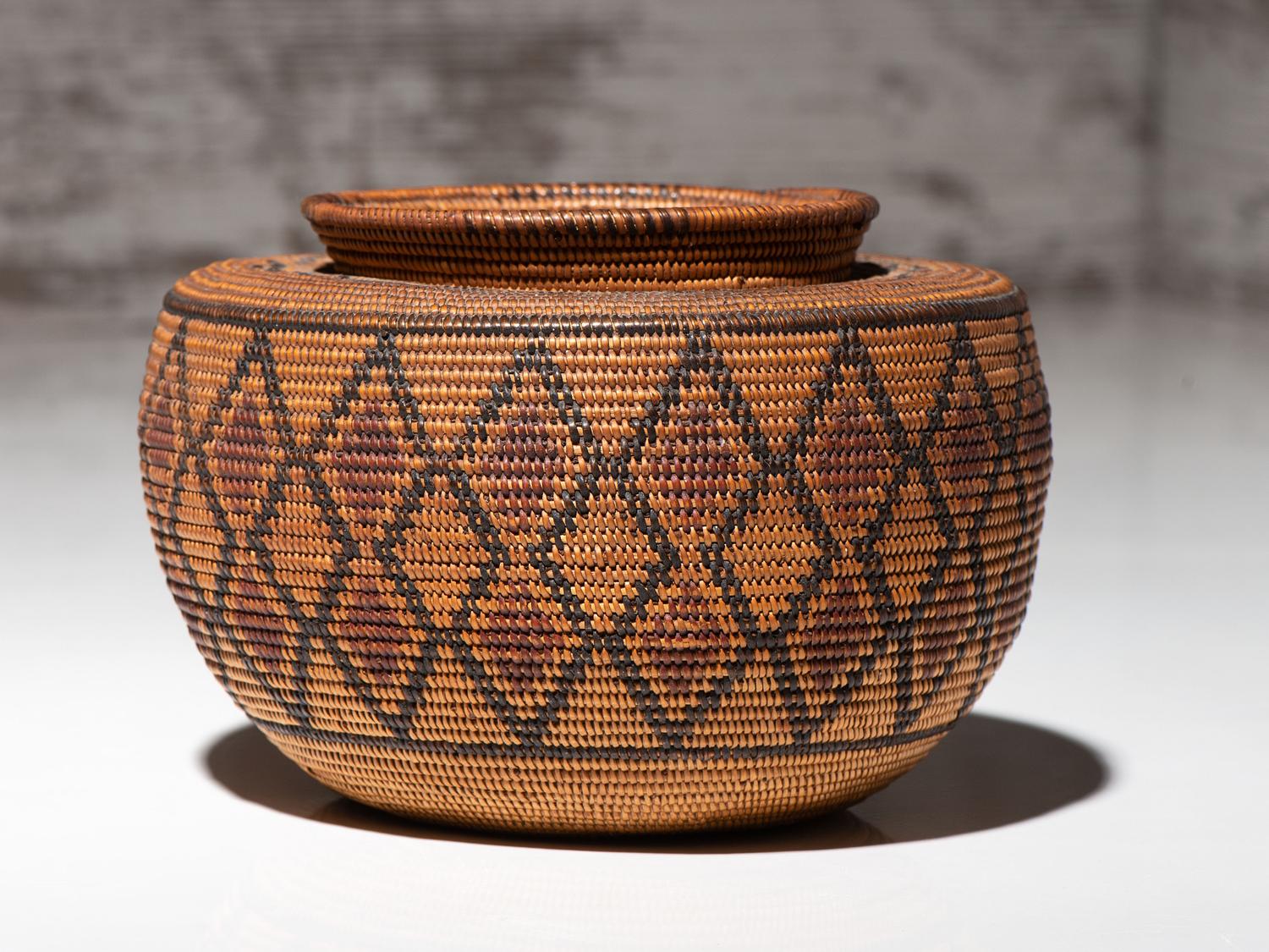 Tulare Polychrome Basket