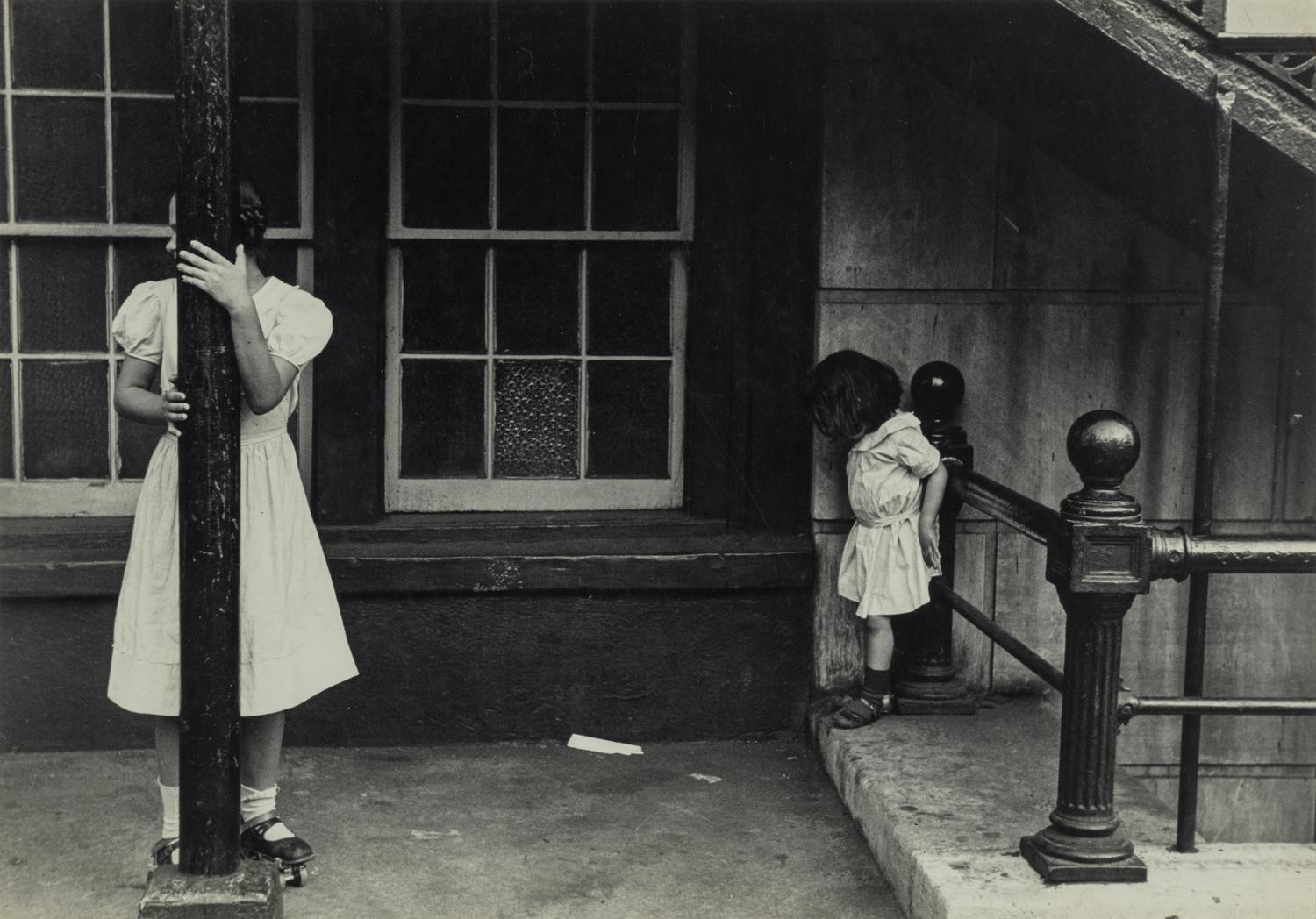 Louis Stettner (1922-2016) New York (Girl and lamp post), 1952-1959