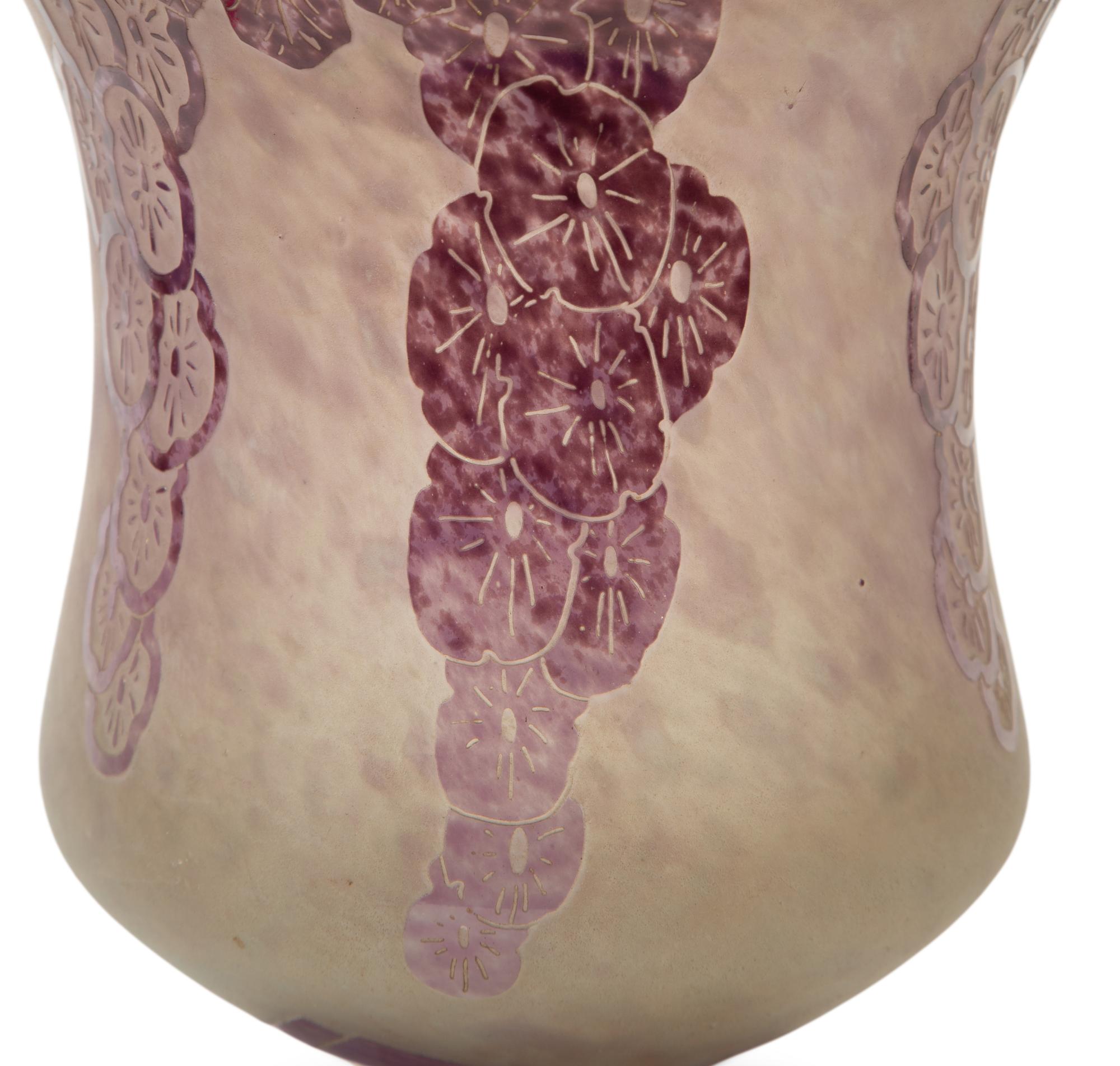 A Le Verre Fran ç ais Cameo Glass Vase
