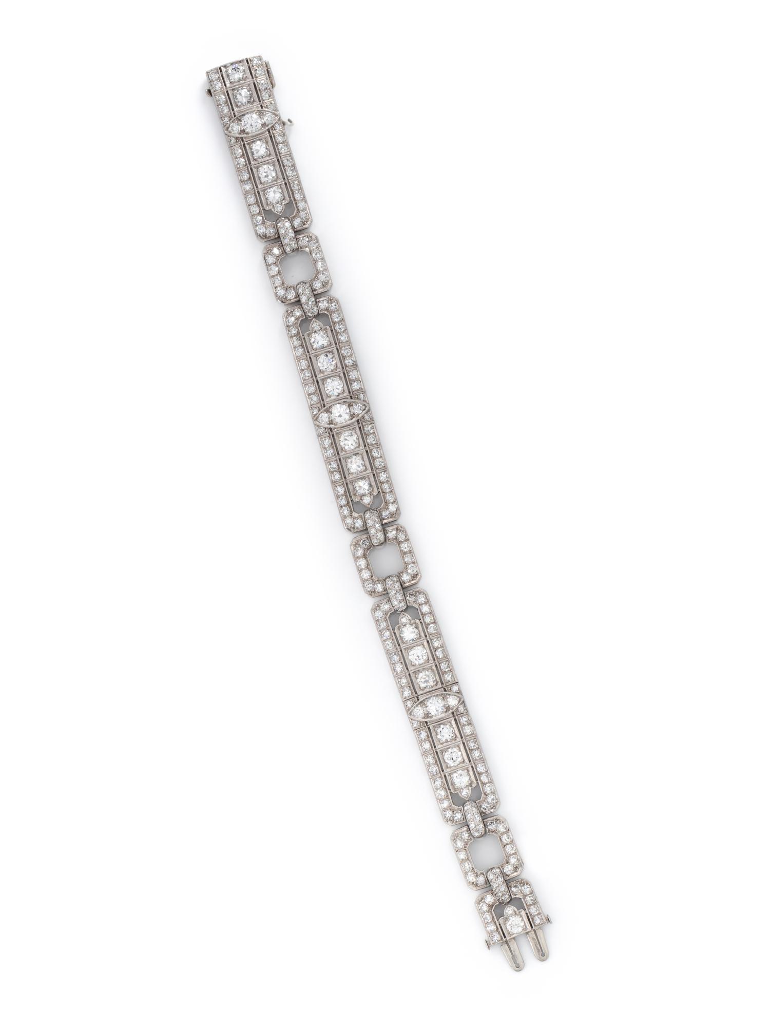 ART DECO, PLATINUM AND DIAMOND BRACELET