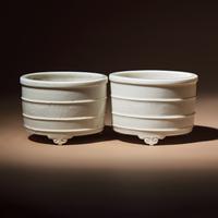 Two Chinese Blanc-de-Chine Porcelain 'Lian' Incense Burners, 17th-18th Century — 明末清初 德化白瓷竹節紋三足奩式爐二具