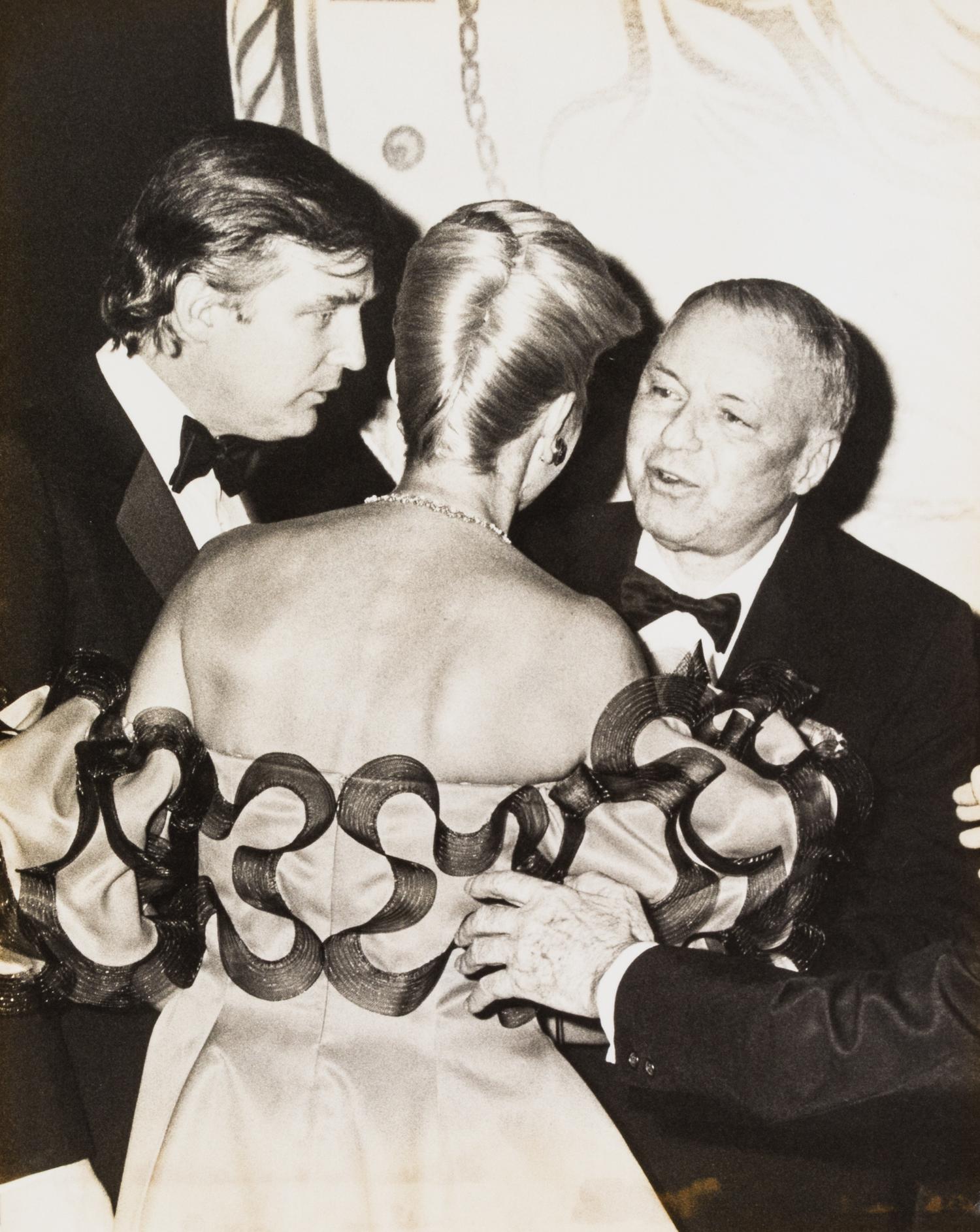 (NATIONAL ENQUIRER; SINATRA, FRANK) 10 photos, including credits to Ron Galella and Scott Downie, among others.