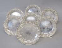 Six sterling silver repoussé bread and butter plates s. kirk & son, baltimore, md, 20th century