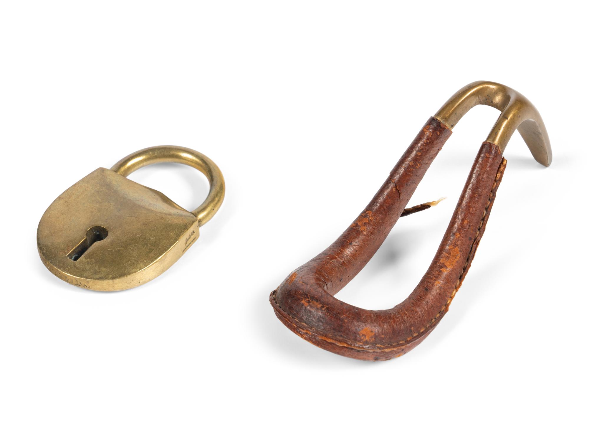 Pipe Rest and Lock Form Paper Weight, c. 1950 Austria