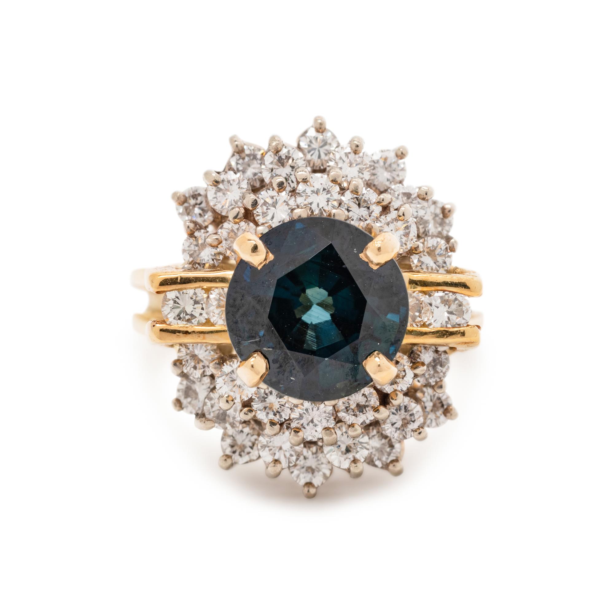 SAPPHIRE AND DIAMOND RING