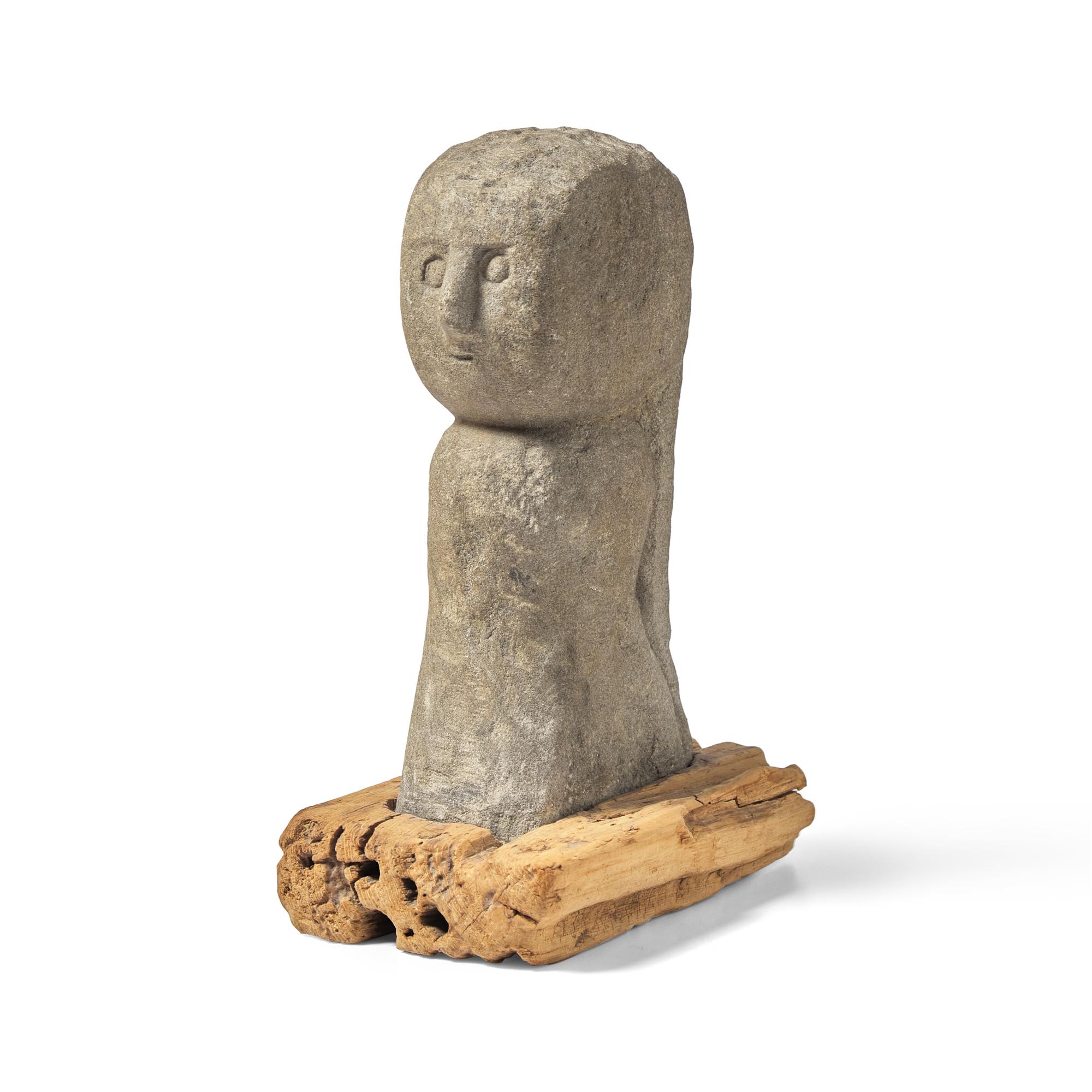 William Edmondson (1874-1951) — Gi rl With Braided Hair