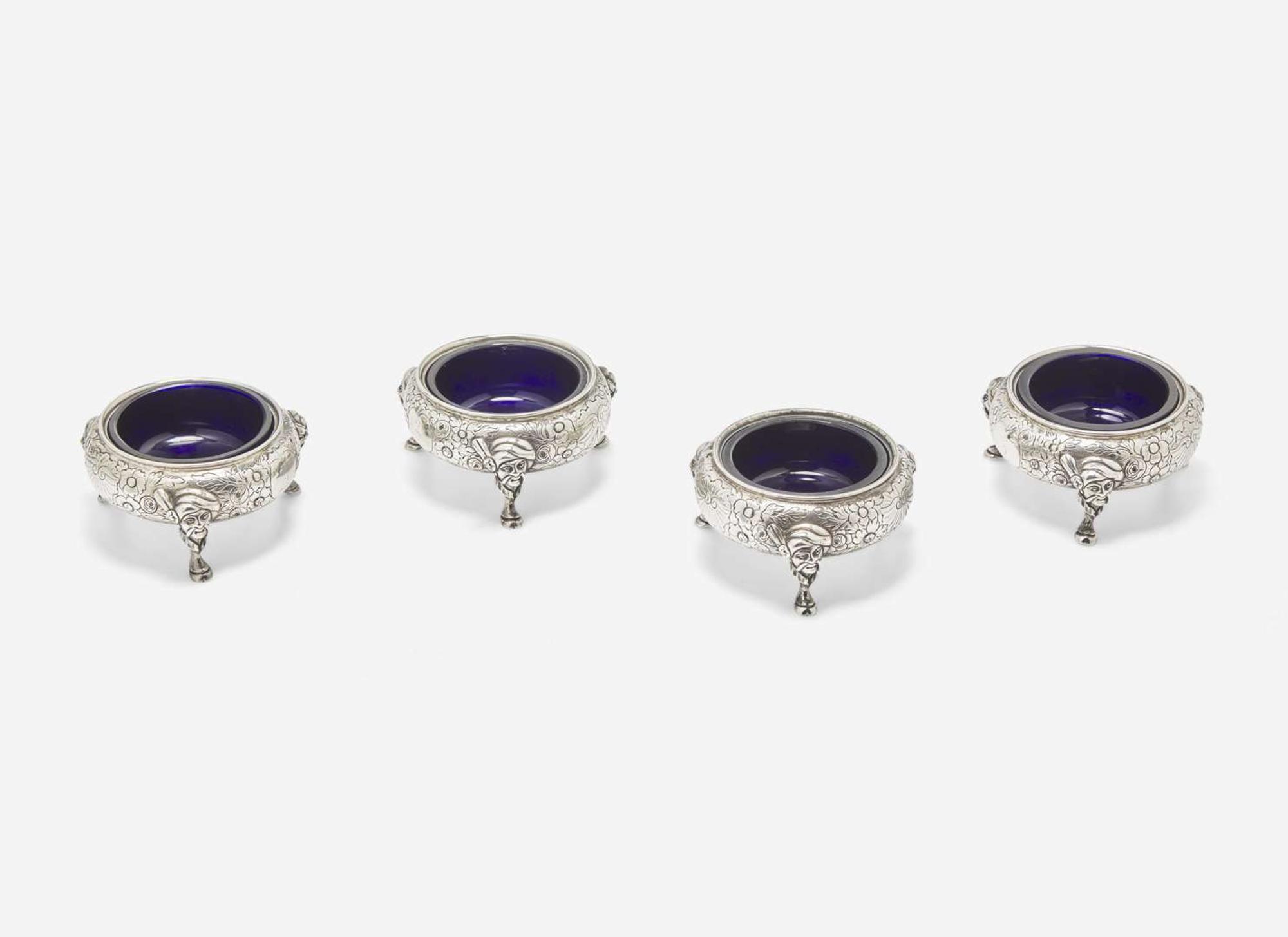 A set of four Victorian sterling silver salt cellars, John Evans II, London, 1845