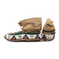 Sioux Child's Beaded Hide Moccasins