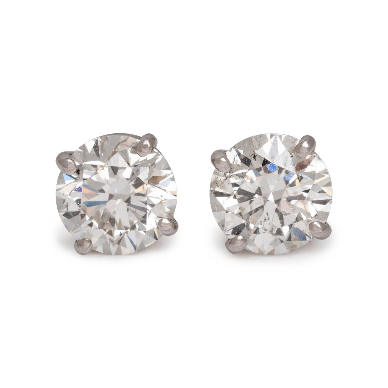 DIAMOND STUD EARRINGS