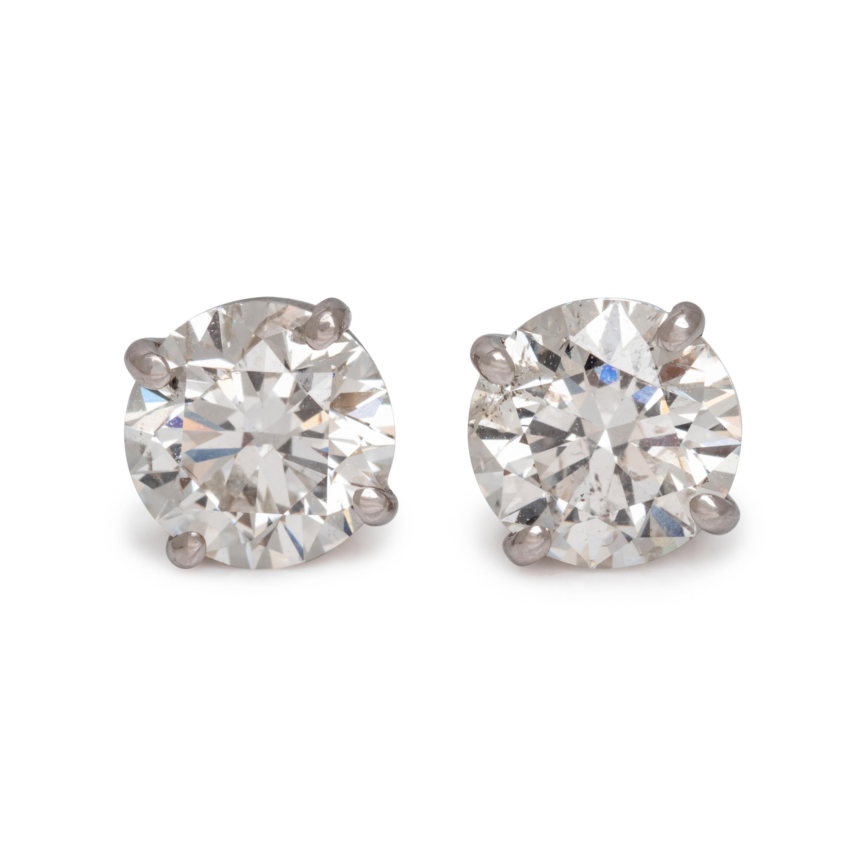 DIAMOND STUD EARRINGS