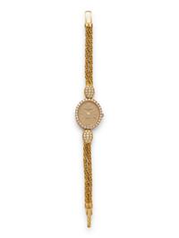 BAUME AND MERCIER, 18K YELLOW GOLD AND DIAMOND WRISTWATCH