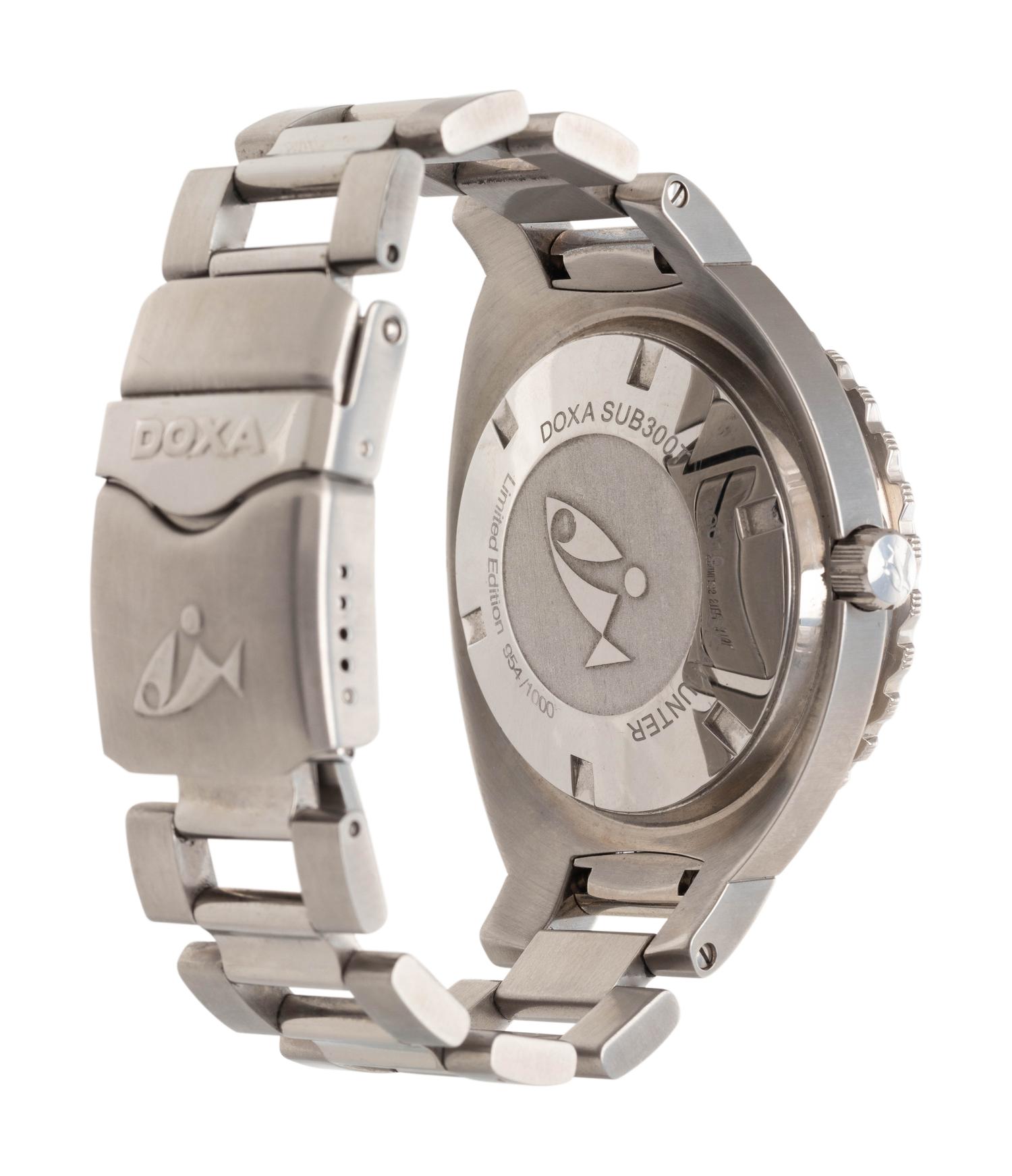 DOXA, STAINLESS STEEL 'SUB 300T DIVINGSTAR SEAHUNTER' LIMITED EDITION WRISTWATCH