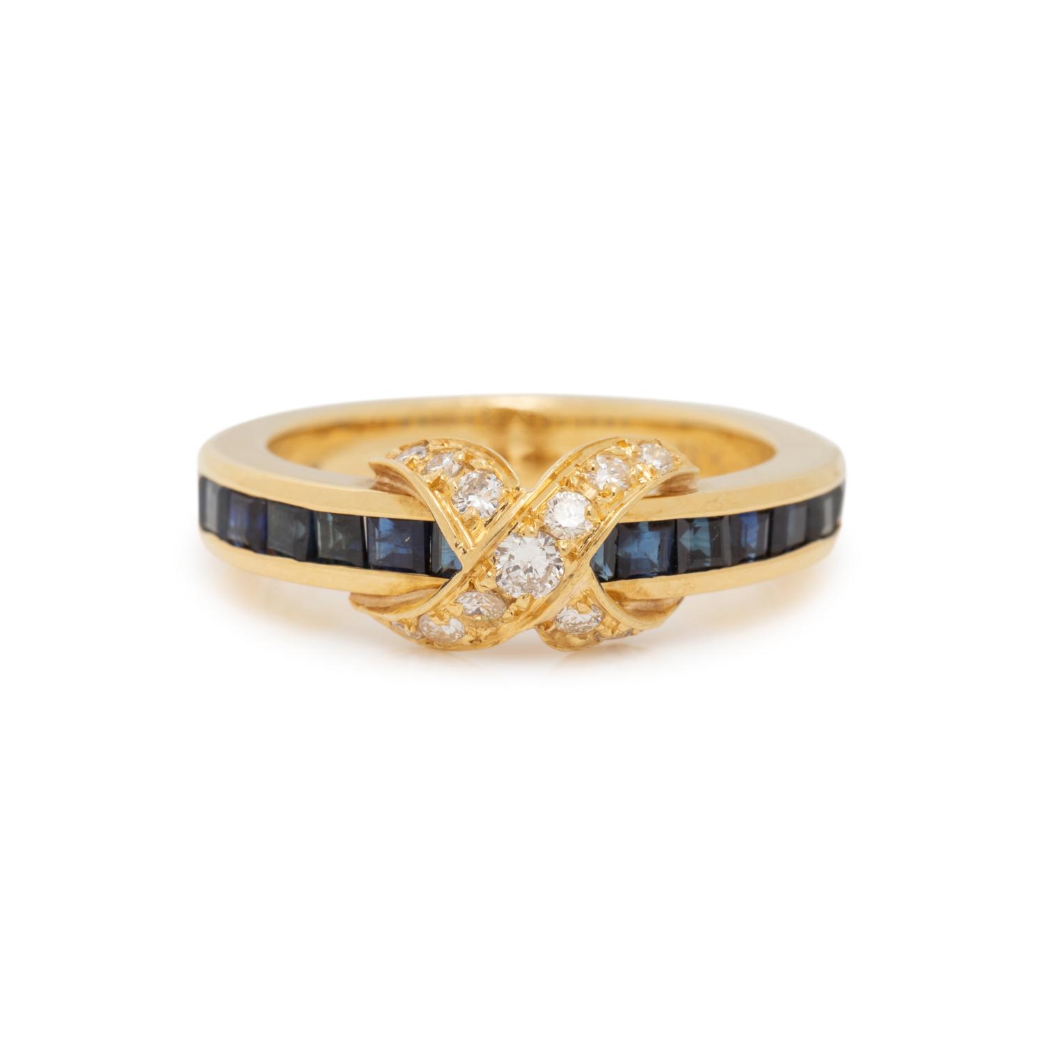 DIAMOND AND SAPPHIRE RING