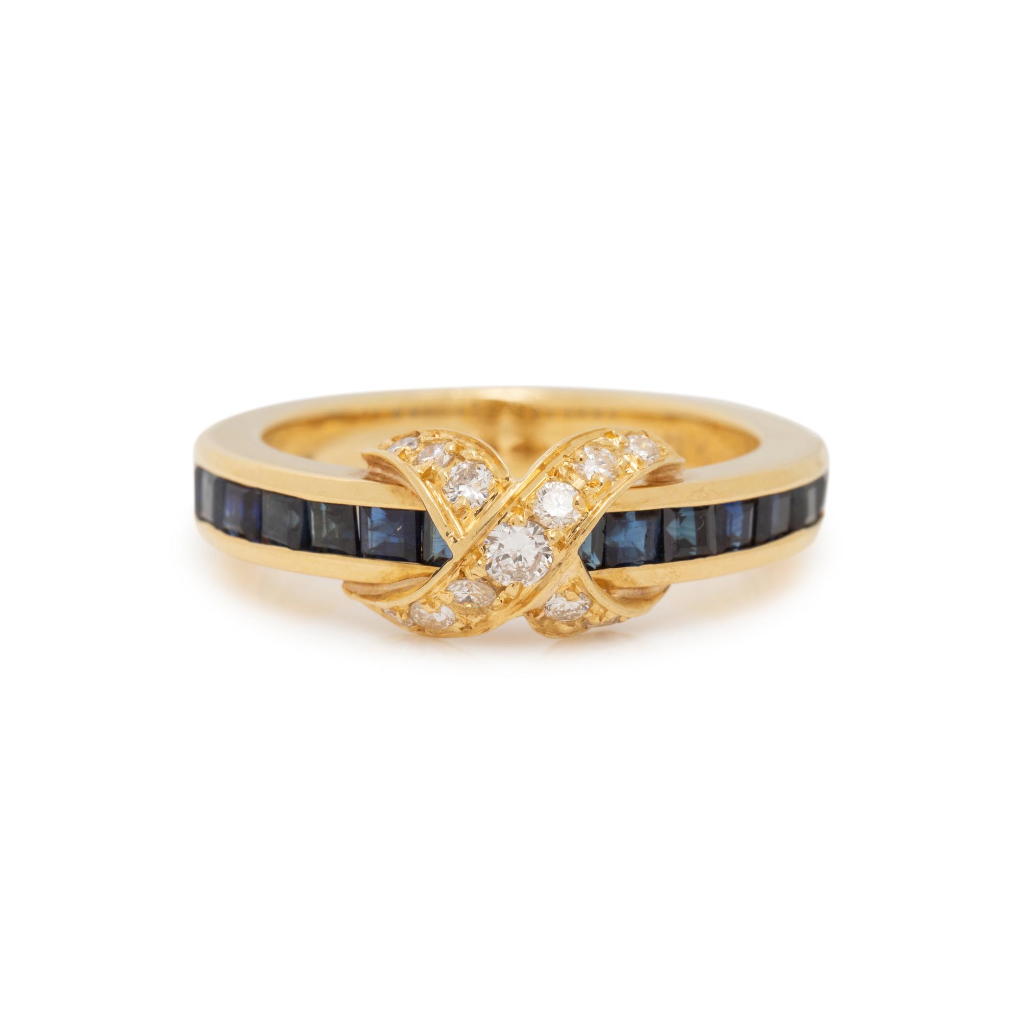 DIAMOND AND SAPPHIRE RING