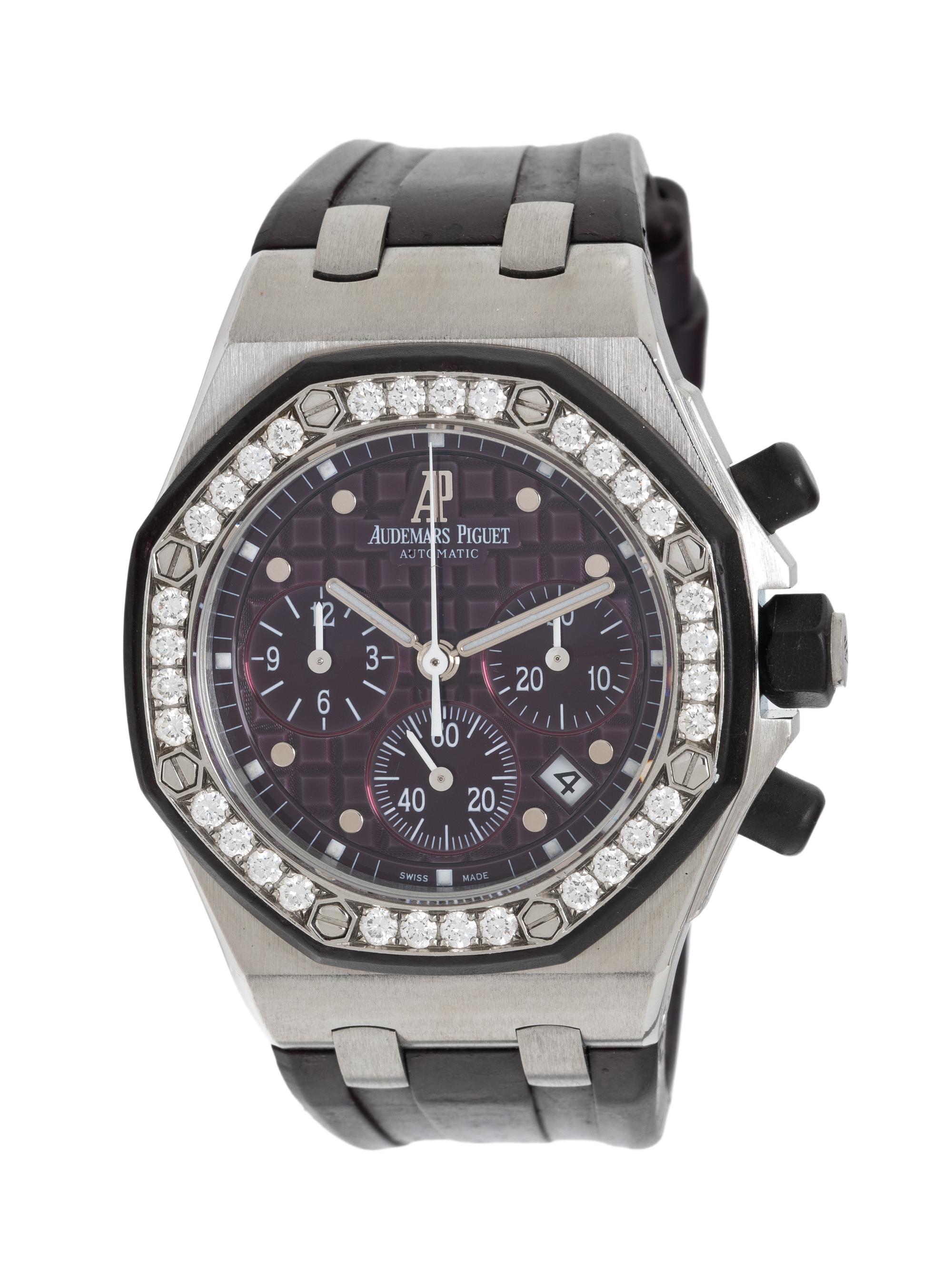 AUDEMARS PIGUET, REF. 26048 STAINLESS STEEL 'ROYAL OAK OFFSHORE' 'PLUM' WATCH WITH FACTORY DIAMOND BEZEL, EXTRACT FROM THE ARCHIVE
