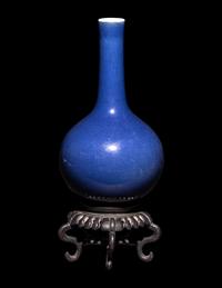Two Chinese Blue Glazed Porcelain Vases, 19th-20th Century 晚清-民國 霽藍釉瓶兩隻
