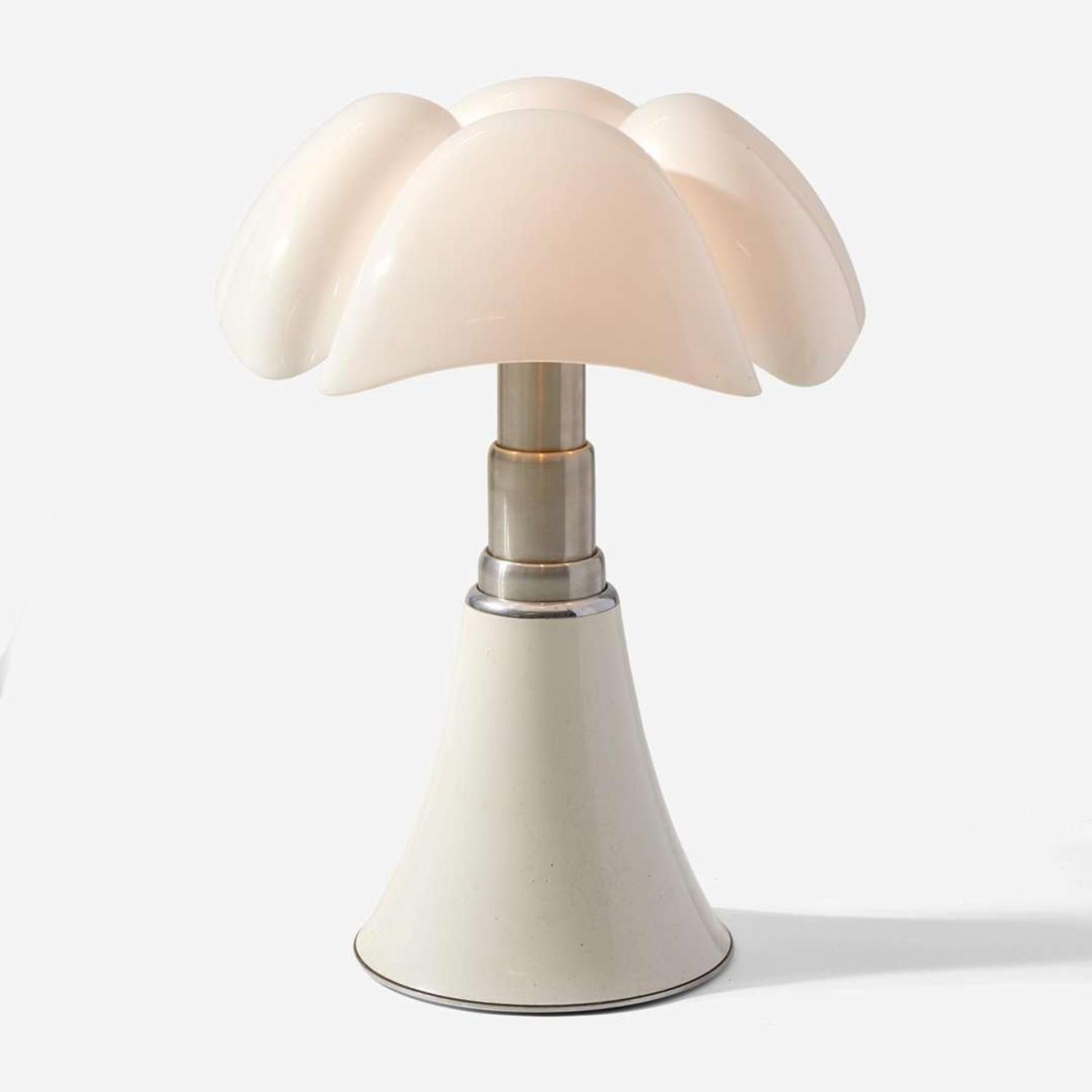 Gae Aulenti (Italian, 1927-2012) "Pipistrello" Lamp, Model No. 620, Martinelli Luce, Italy, designed 1965, the present lot circa 1970s