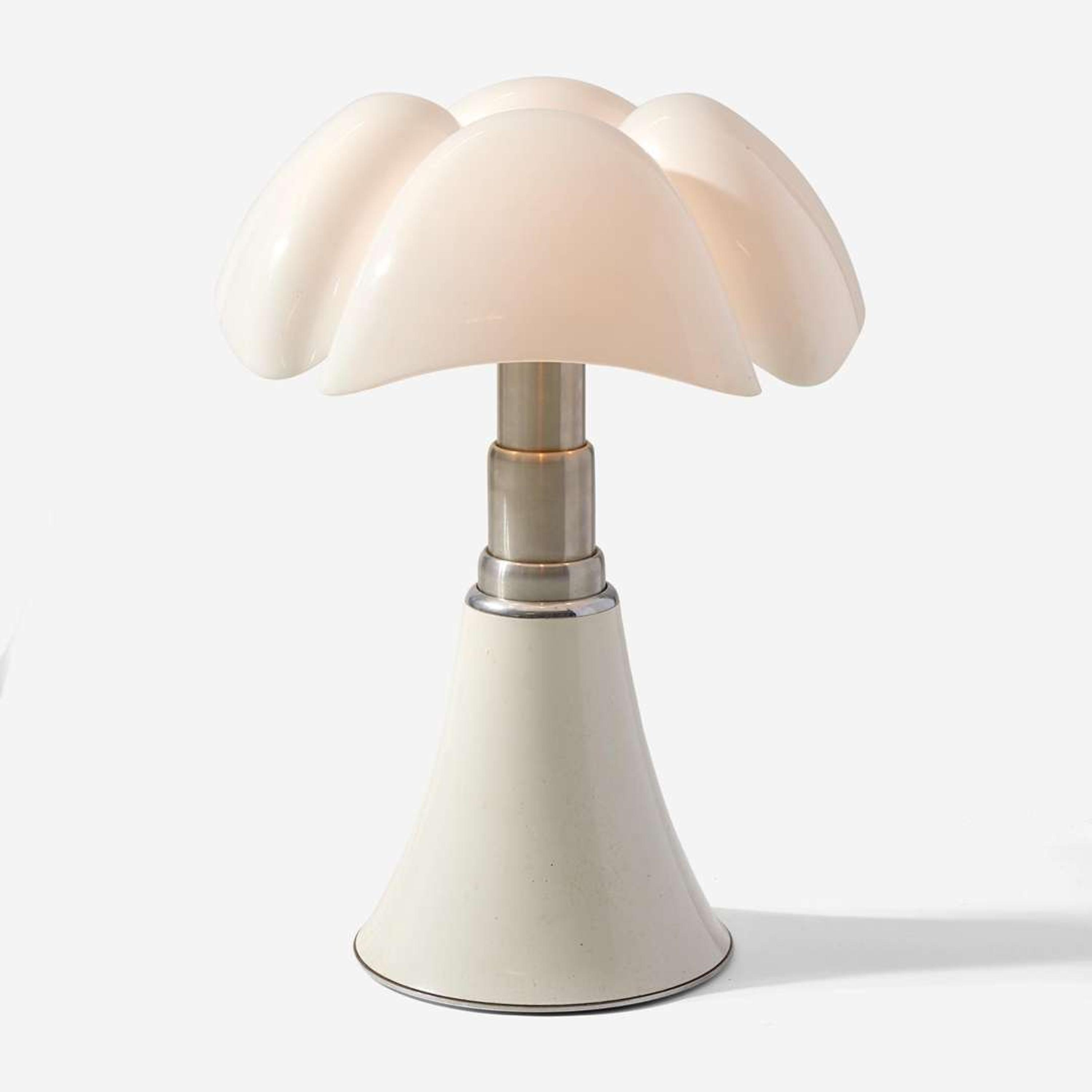 Gae Aulenti (Italian, 1927-2012) "Pipistrello" Lamp, Model No. 620, Martinelli Luce, Italy, designed 1965, the present lot circa 1970s