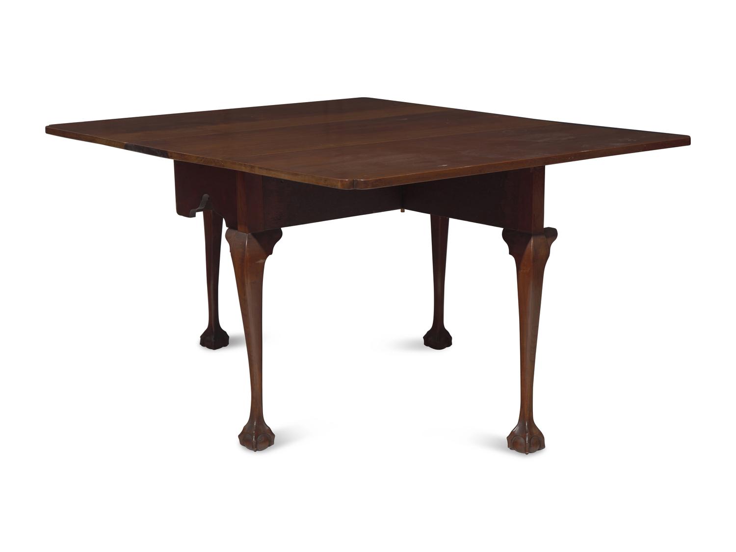 A Chippendale Carved Walnut Drop-Leaf Table, Philadelphia, PA, Circa 1770