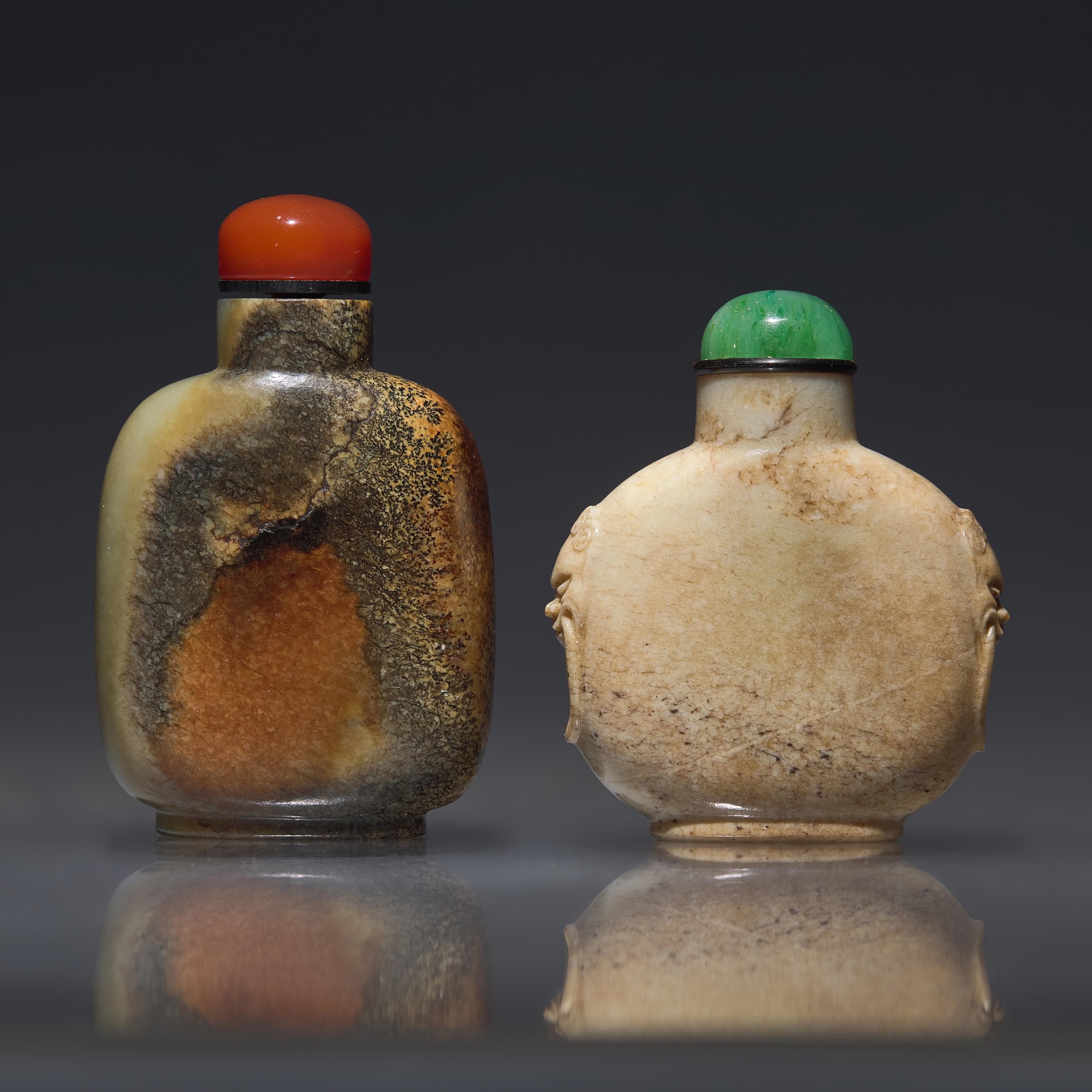 Two Chinese Jade Snuff Bottles, Qing Dynasty, Circa 1750-1850 — 1750-1850年 玉鼻煙壺兩支