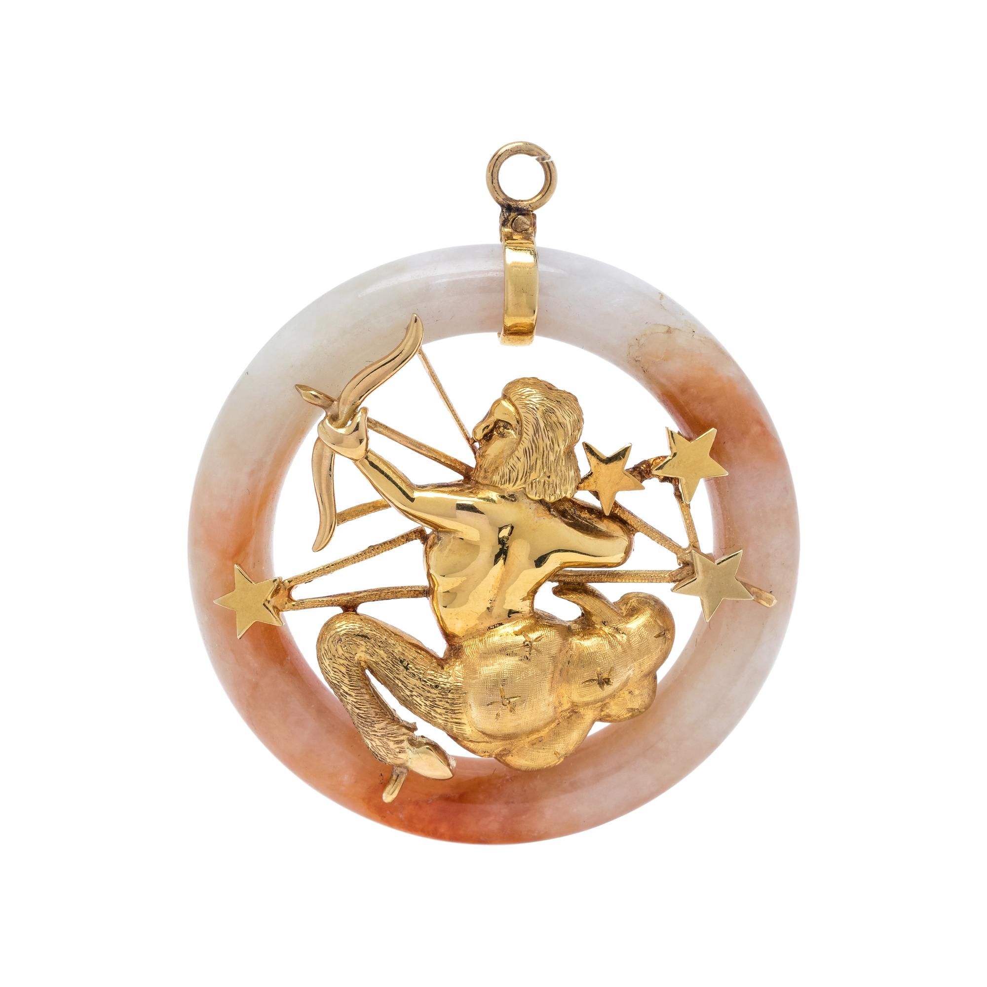 YELLOW GOLD AND JADE SAGITTARIUS PENDANT