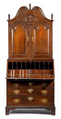 Chippendale cherrywood desk and bookcase new england, 18th century