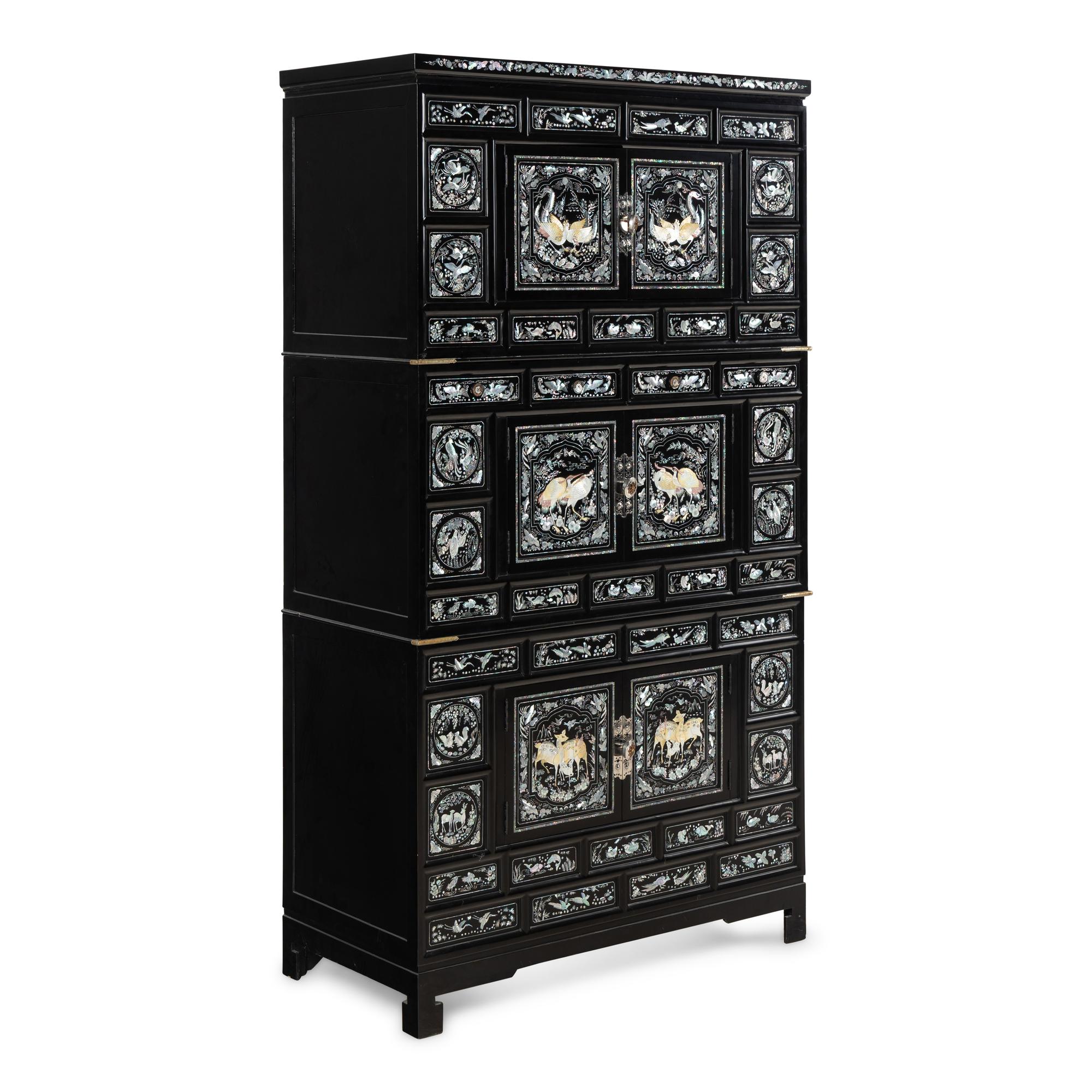 A Korean Mother-of-Pearl Inset Black Lacquer Chest, 20th Century — 近代 韓國黑漆嵌螺鈿大櫃