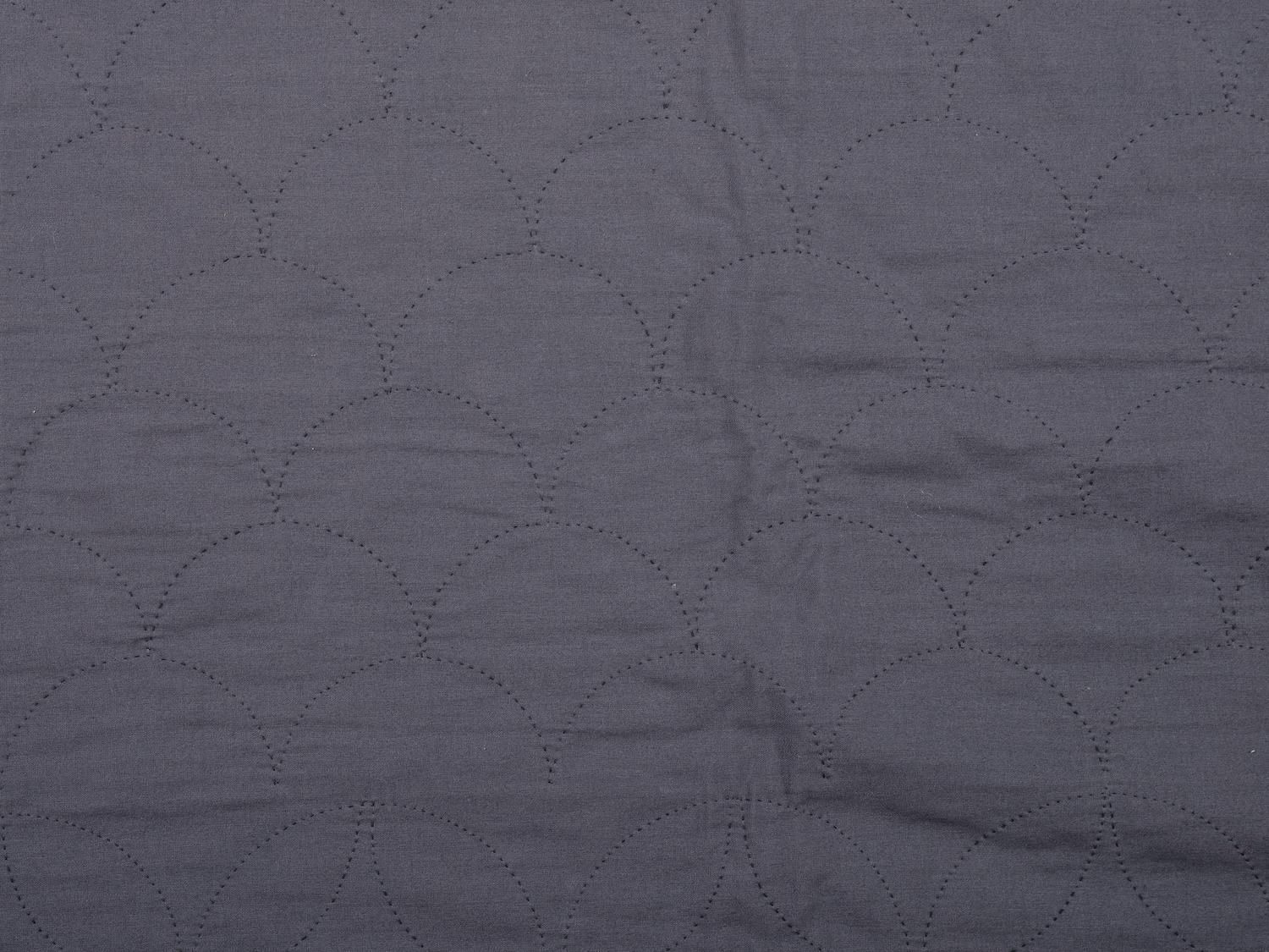 An Amish Pieced Cotton Quilt