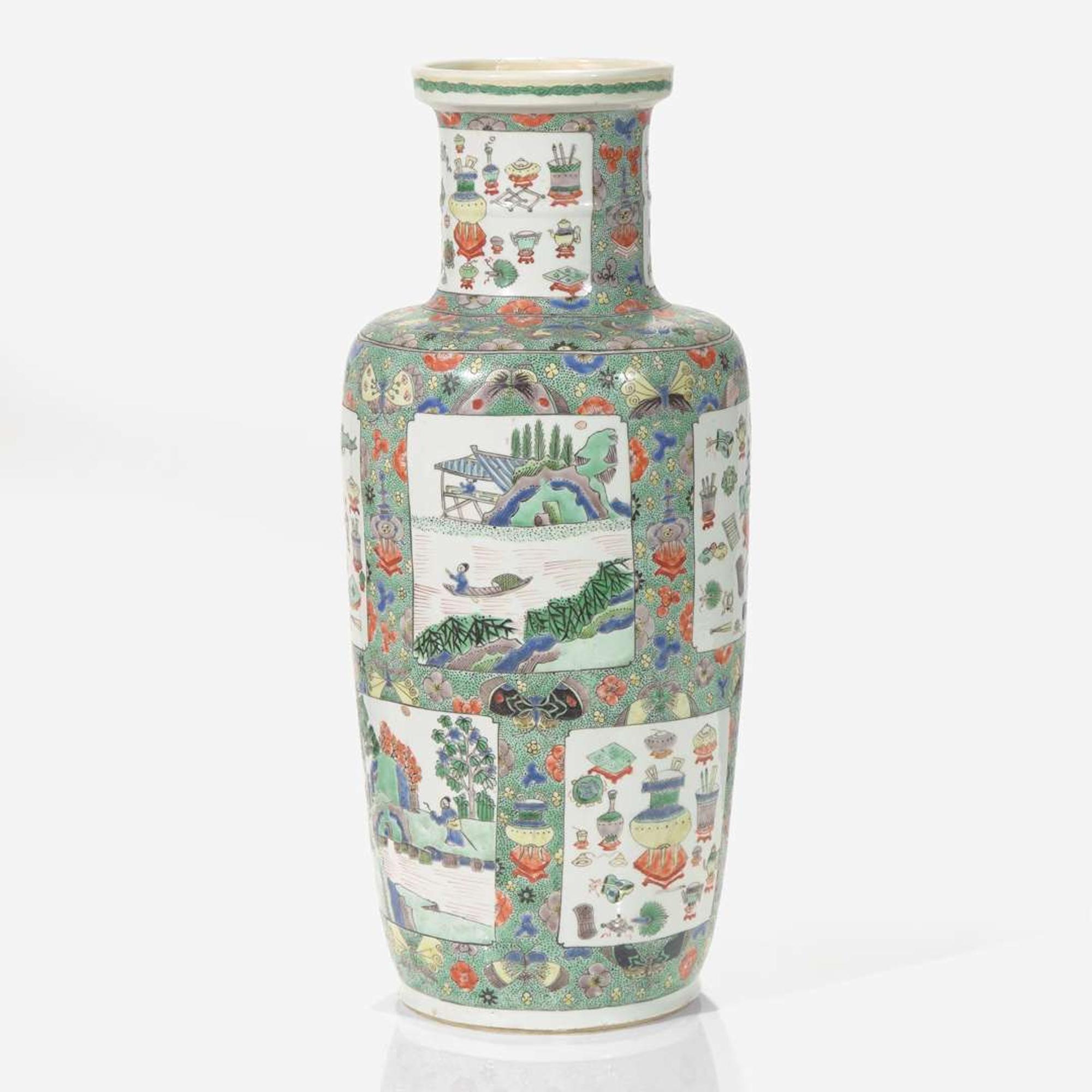 A Chinese famille verte-decorated porcelain rouleau vase 素三彩紙槌瓶 Kangxi period ? ??