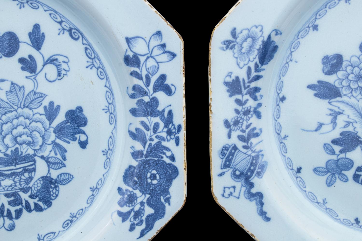 A Pair of Chinese Export Blue and White Porcelain Plates