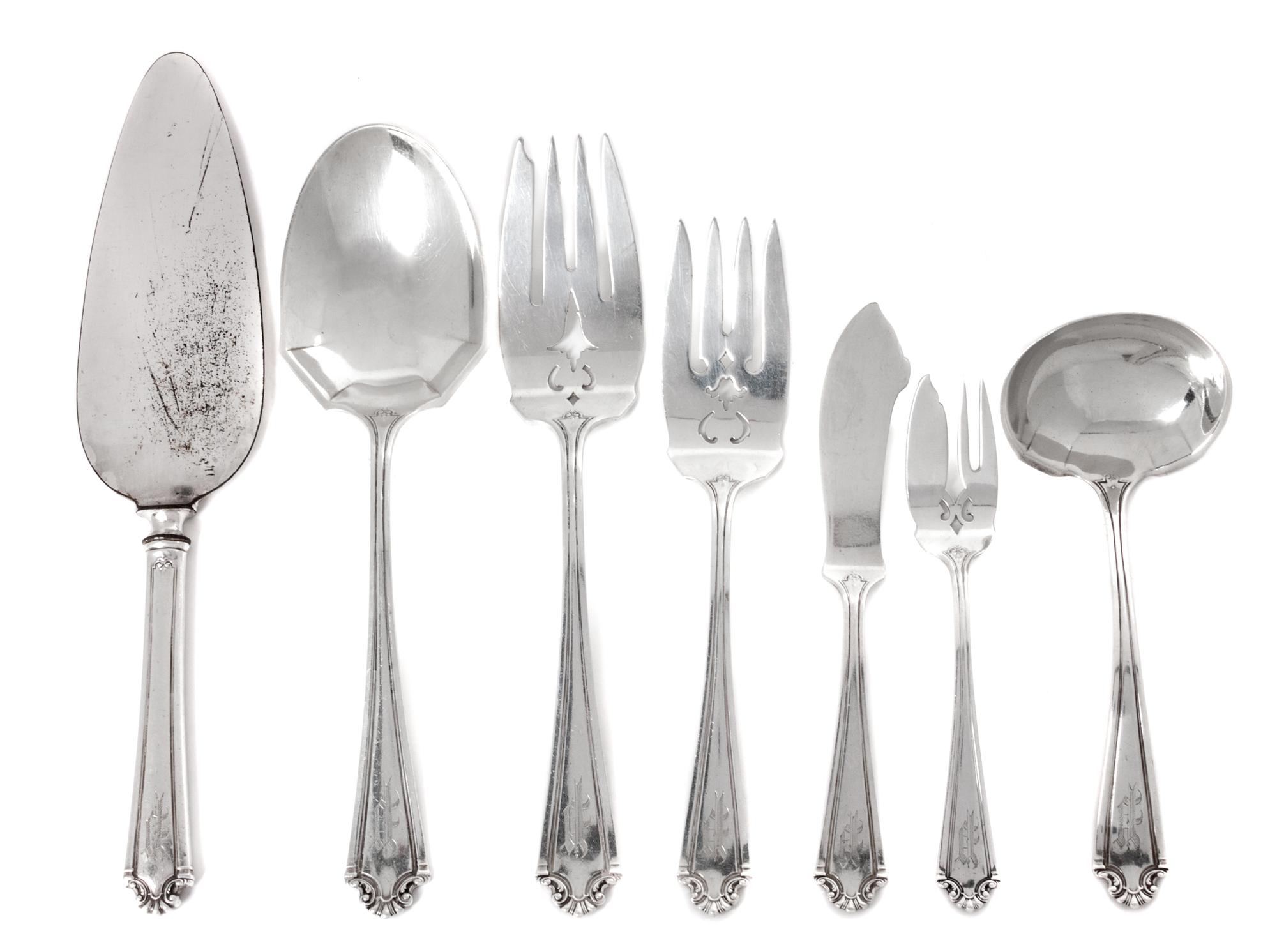 Seven American Silver Serving Pieces, Reed & Barton, Tauton, MA, St. George pattern, comprising a pie server, serving spoon, serving fo
