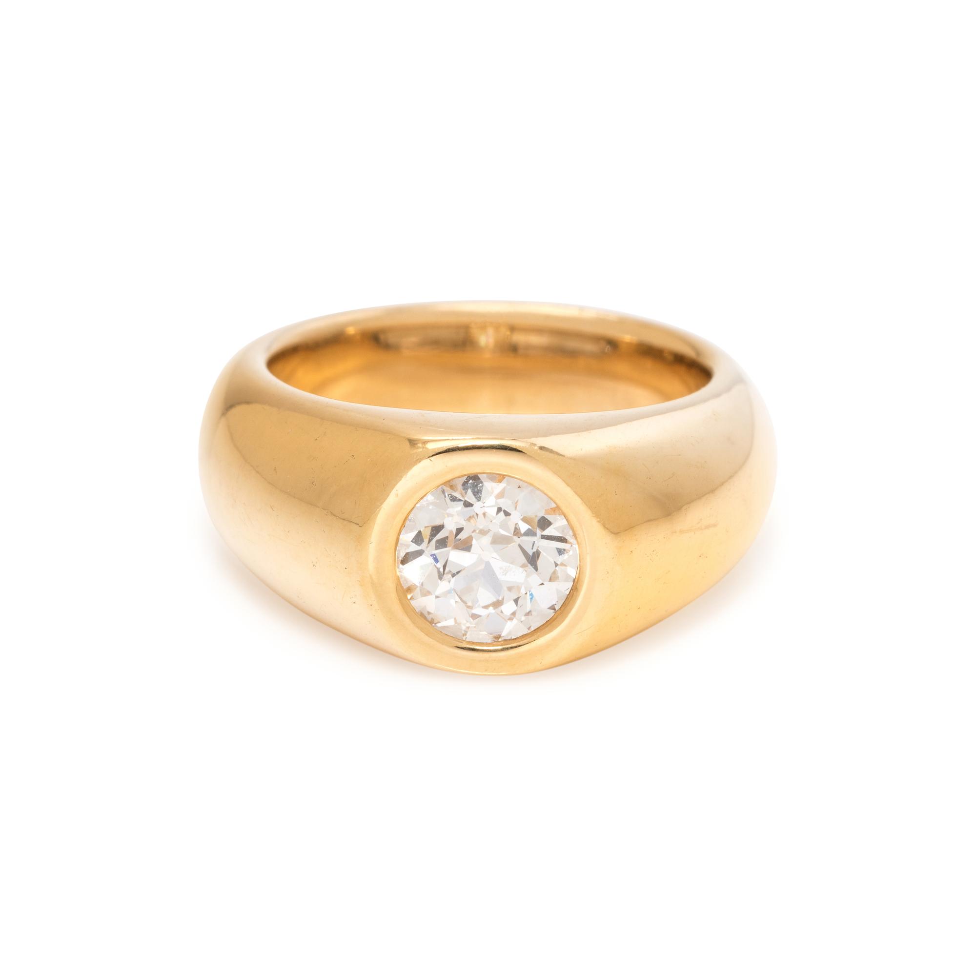 DIAMOND RING