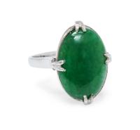 A White Gold and Jadeite Jade Ring, 3.50 dwts.