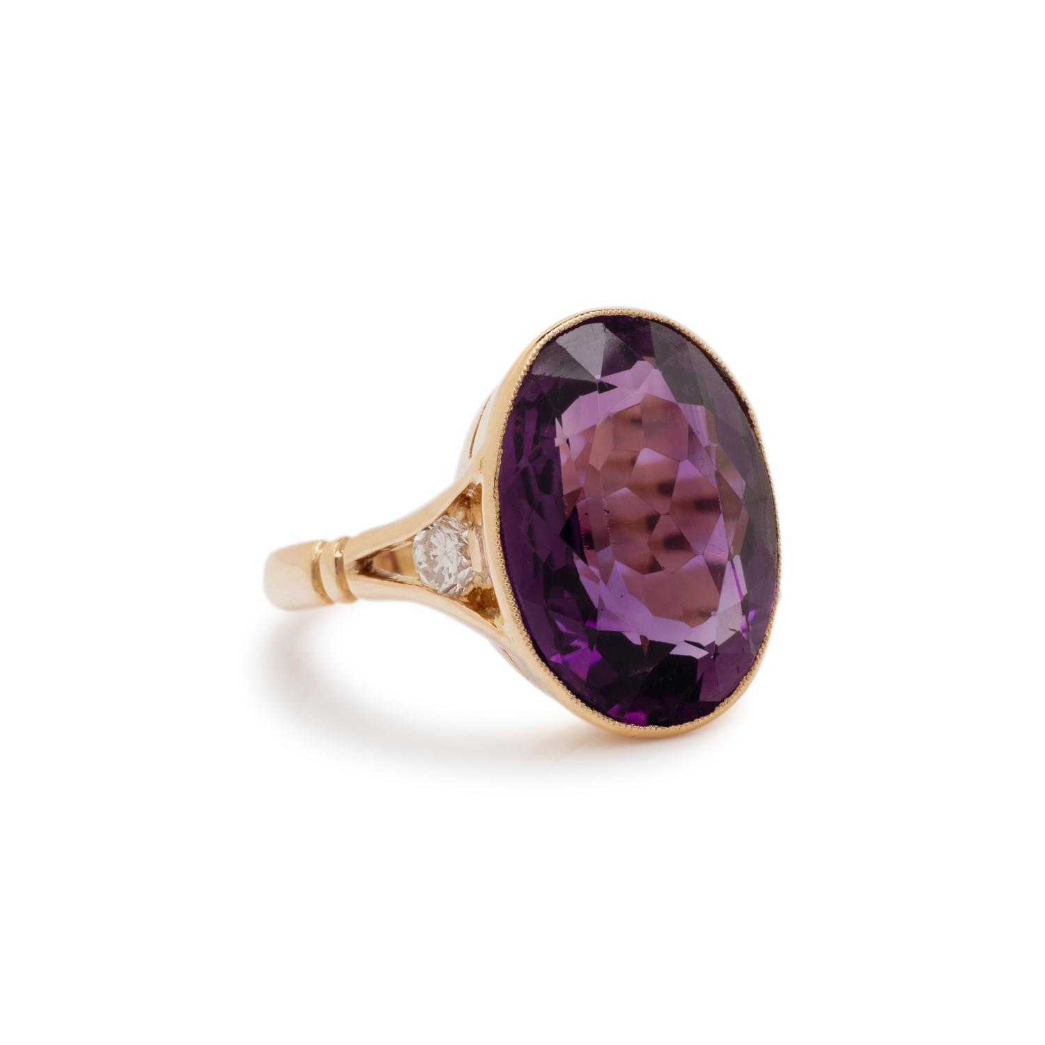 AMETHYST AND DIAMOND RING