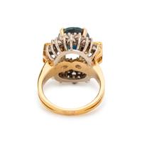 SAPPHIRE AND DIAMOND RING
