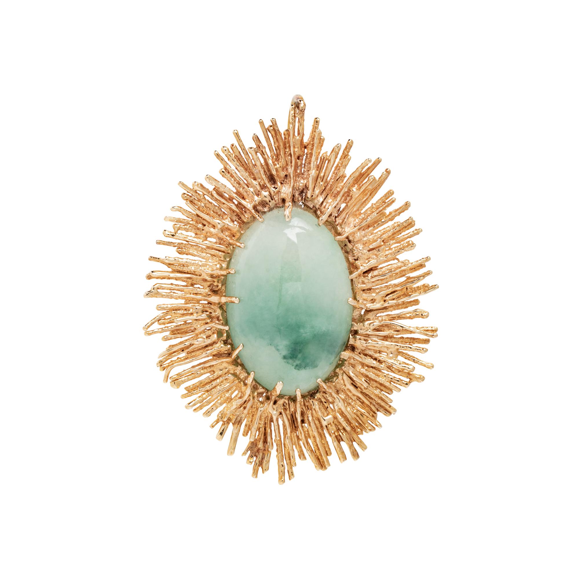 YELLOW GOLD AND JADE PENDANT/BROOCH